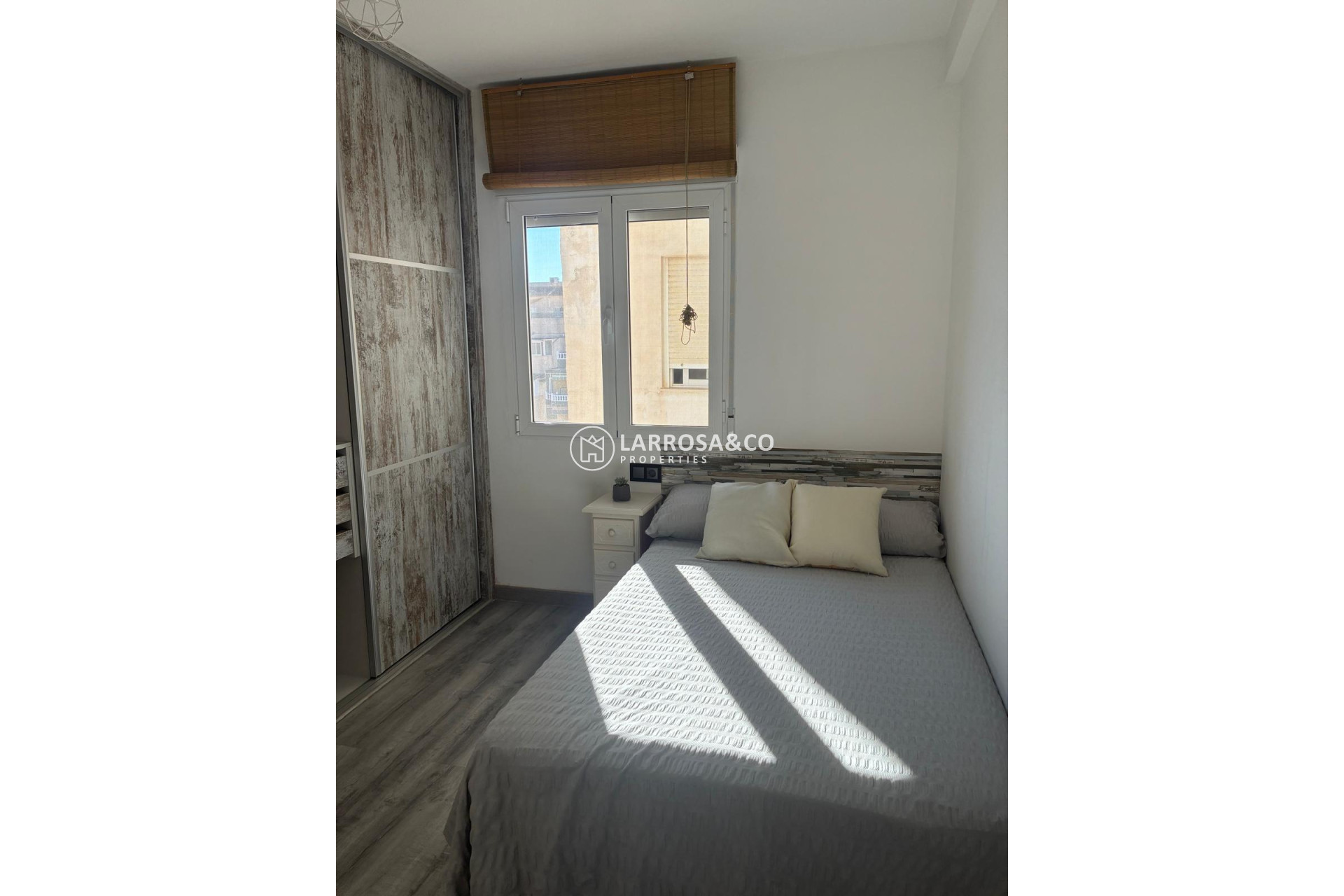 Resale - Apartment - Torrevieja - Centro