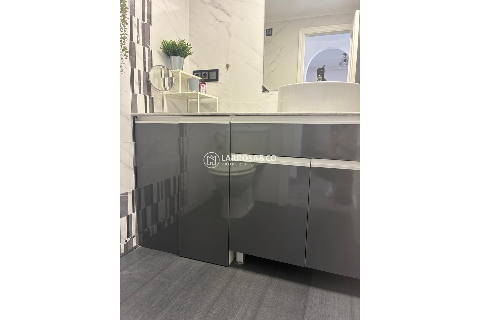 Resale - Apartment - Torrevieja - Centro