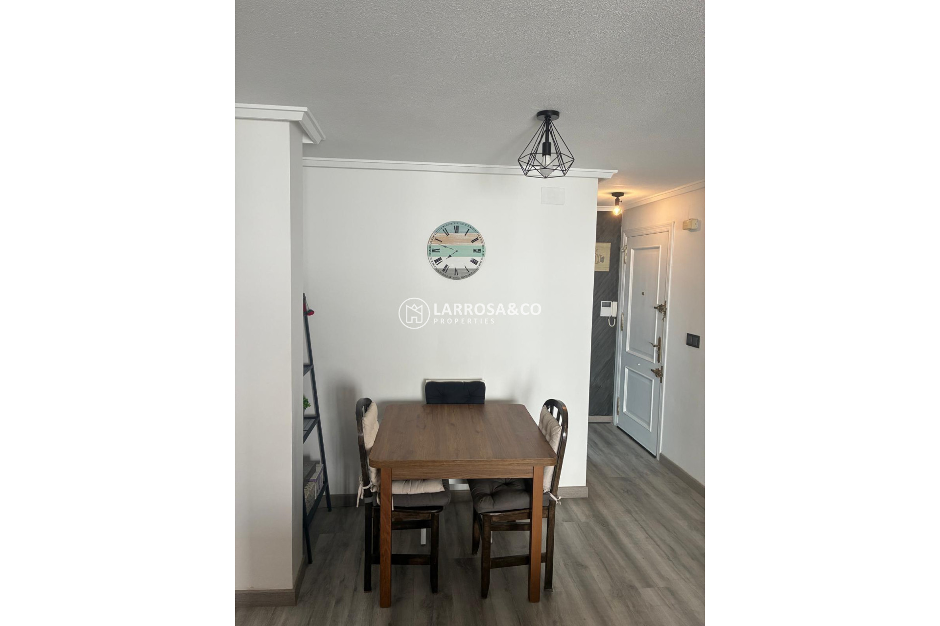 Resale - Apartment - Torrevieja - Centro