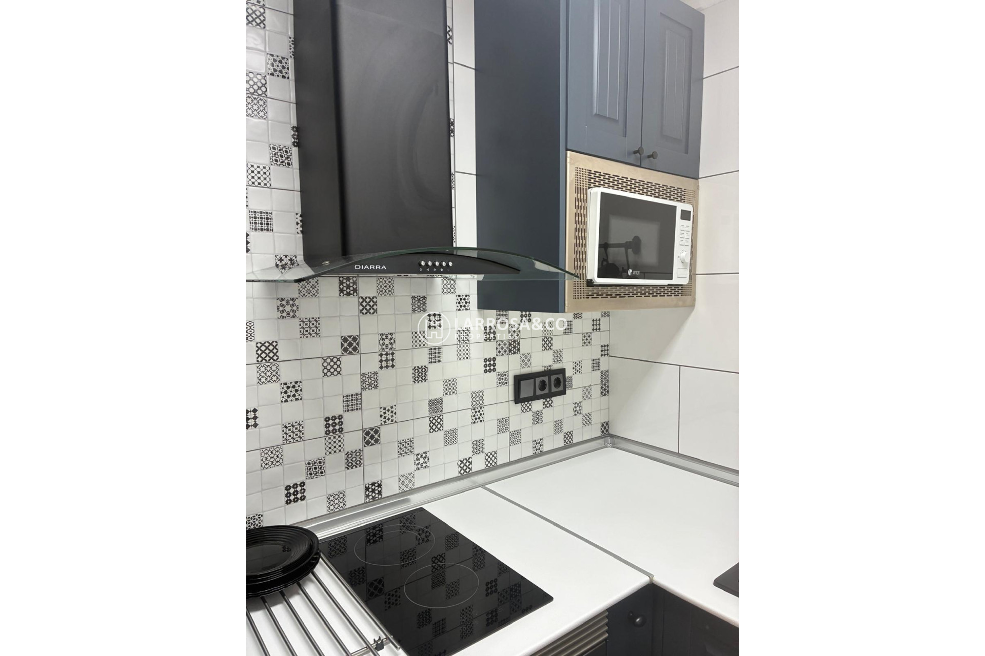 Resale - Apartment - Torrevieja - Centro