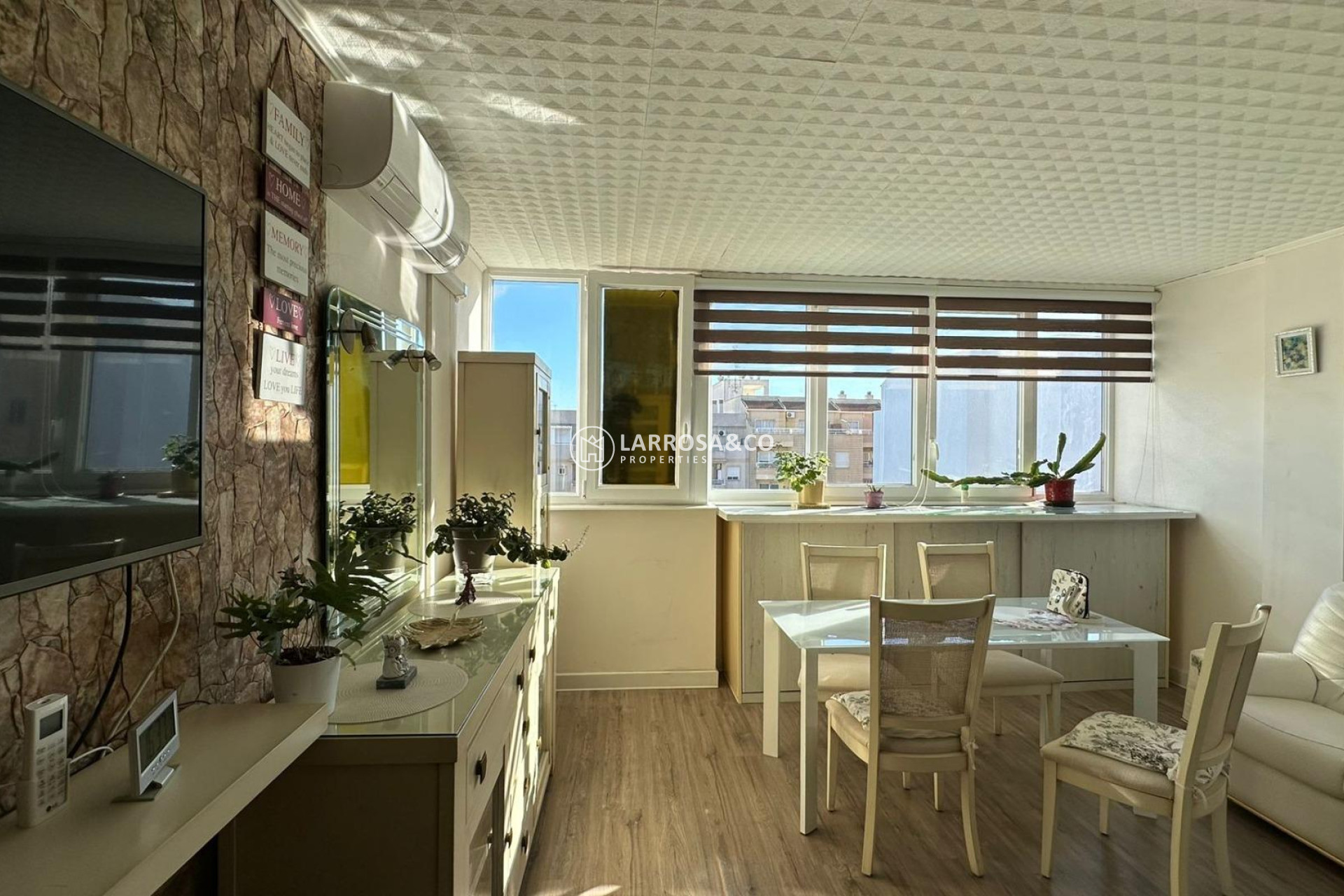 Resale - Apartment - Torrevieja - Centro