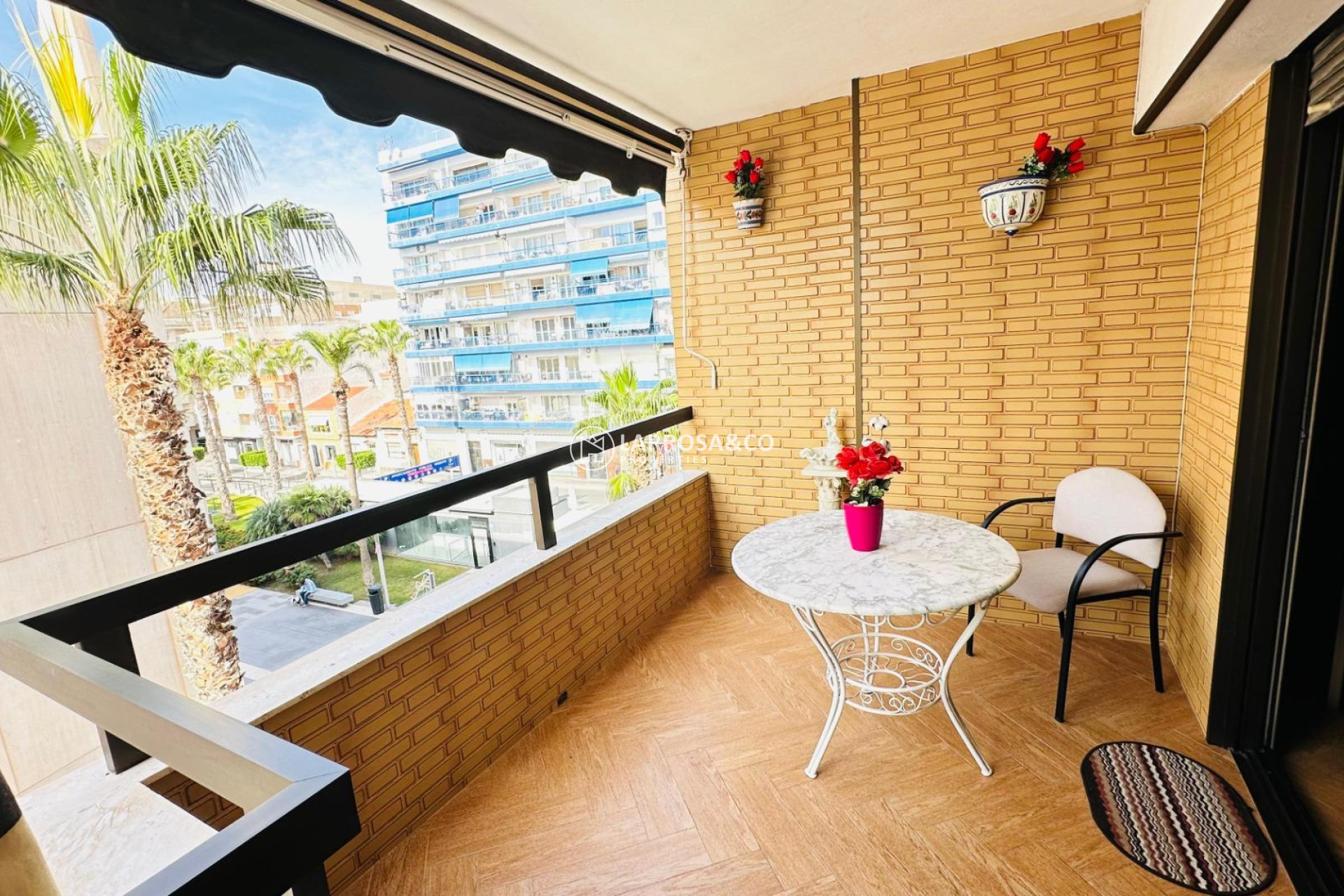 Resale - Apartment - Torrevieja - Centro