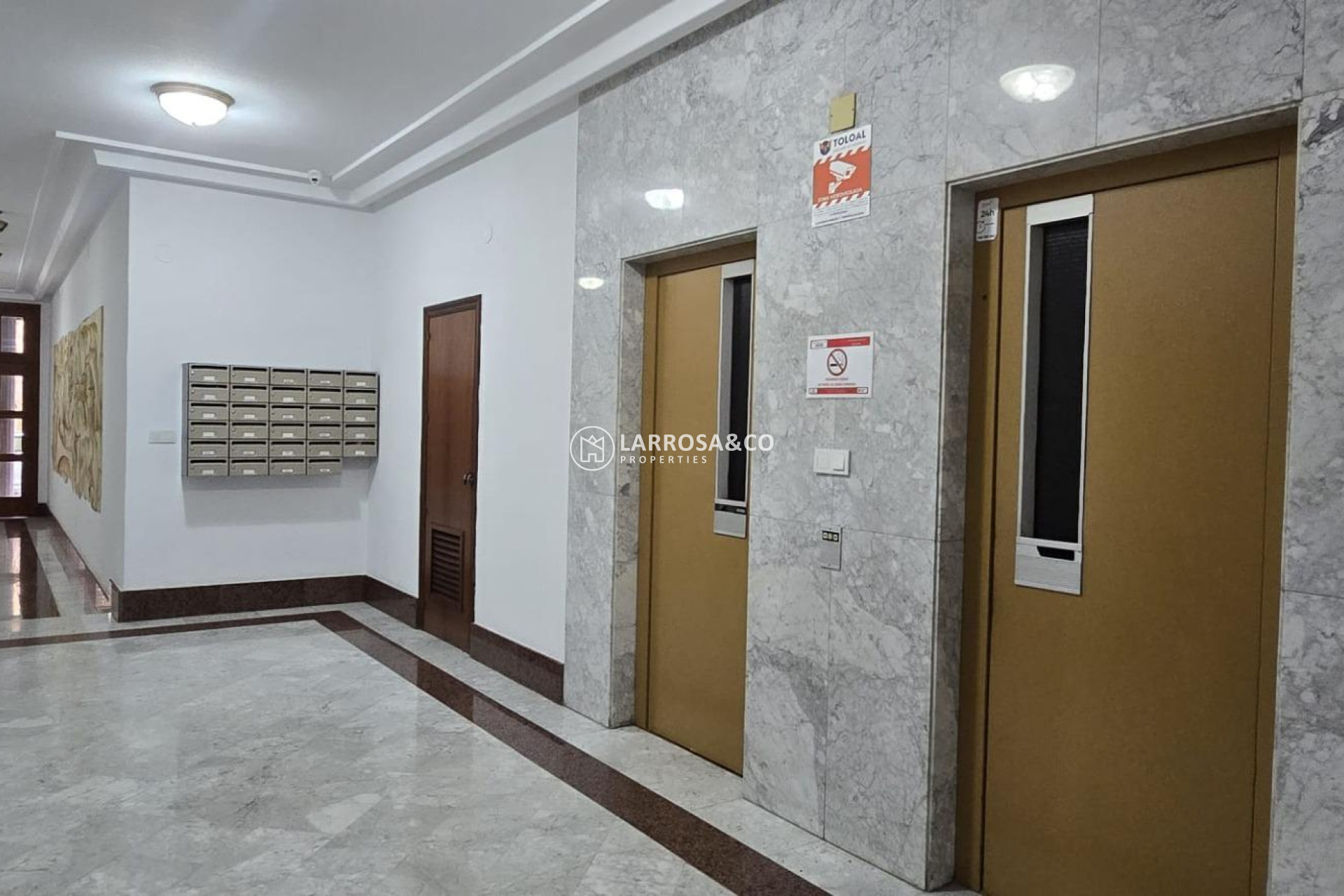 Resale - Apartment - Torrevieja - Centro