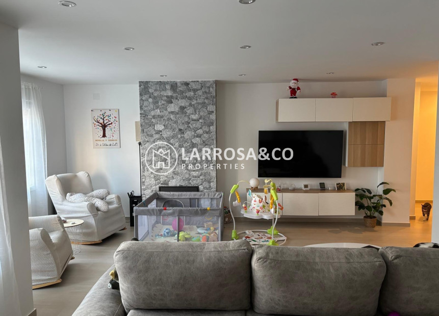 Resale - Apartment - Torrevieja - Centro