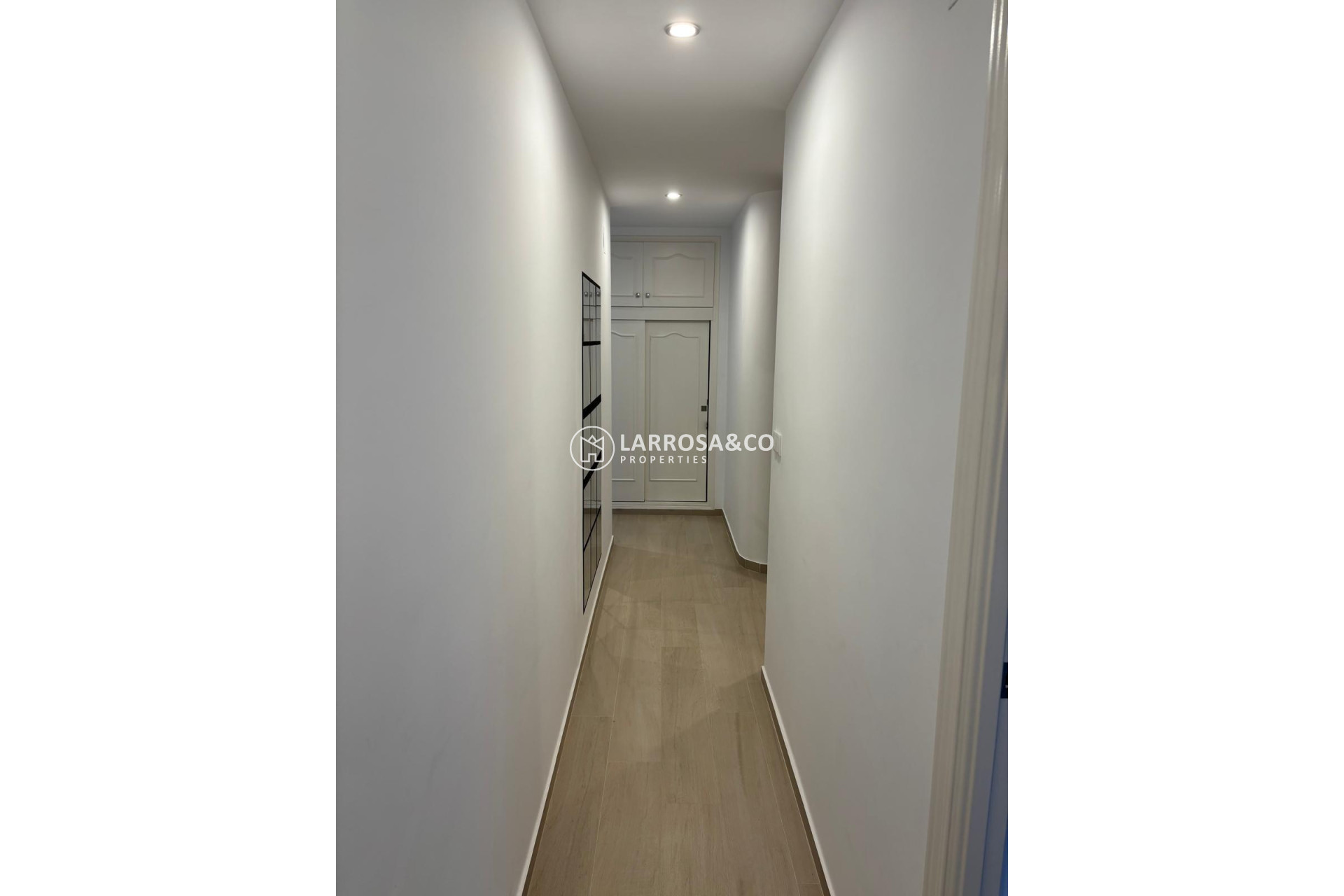 Resale - Apartment - Torrevieja - Centro