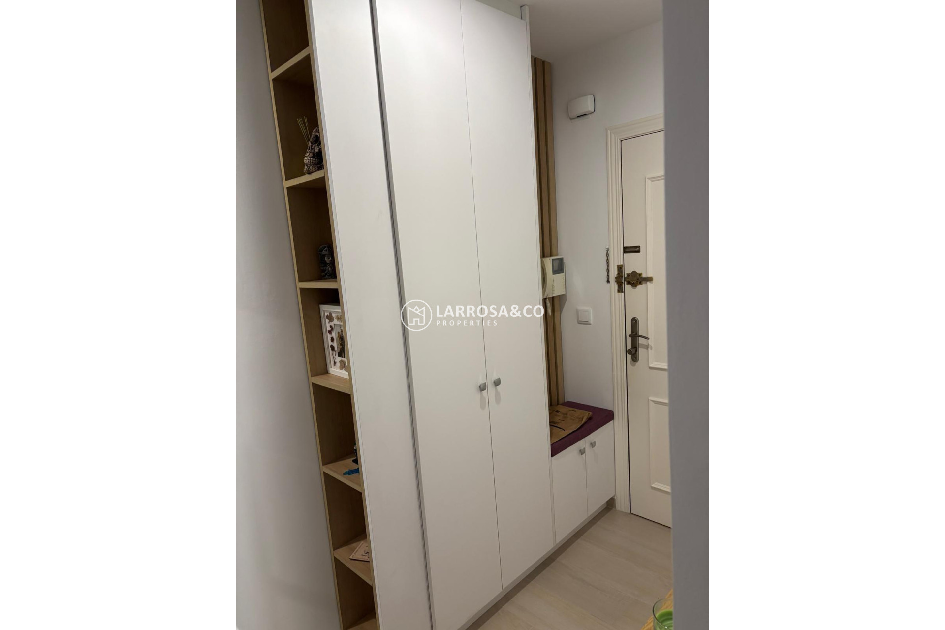 Resale - Apartment - Torrevieja - Centro