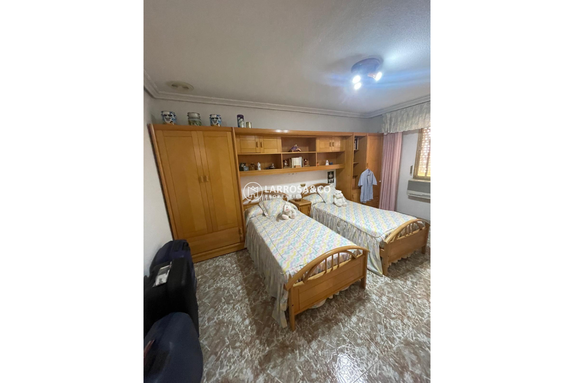 Resale - Apartment - Torrevieja - Centro