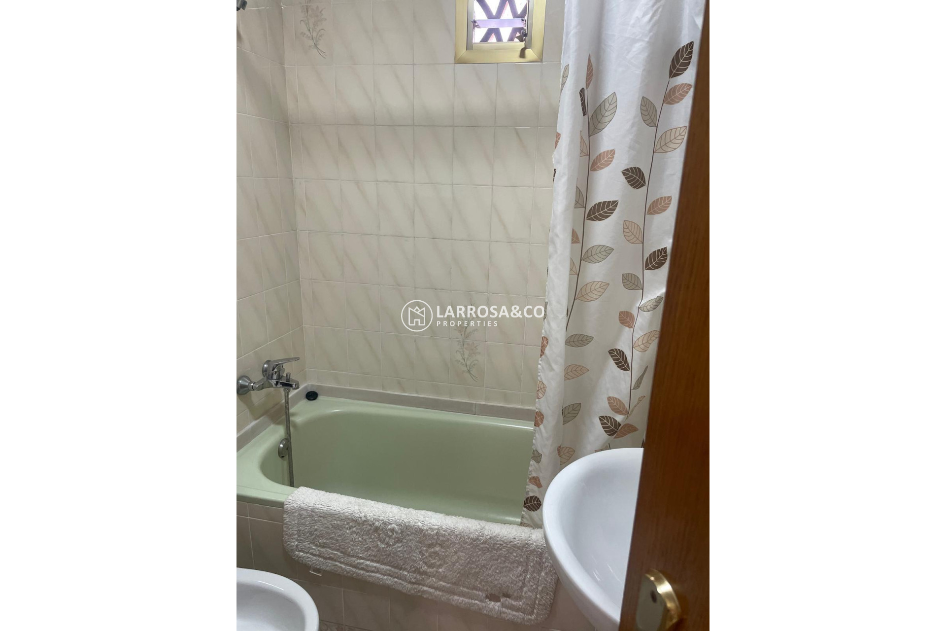 Resale - Apartment - Torrevieja - Centro