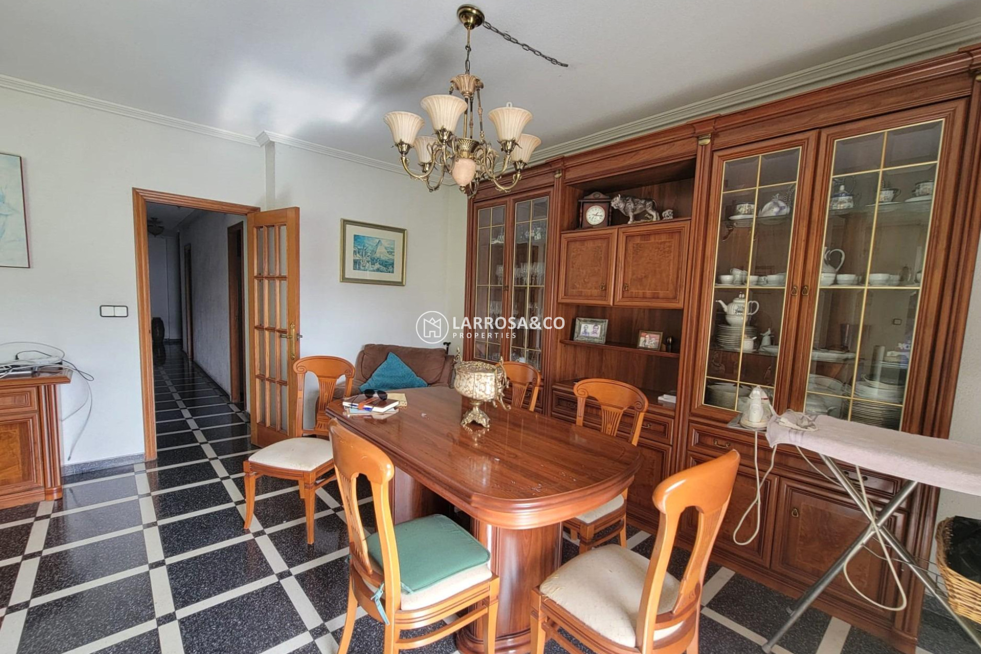 Resale - Apartment - Torrevieja - Centro