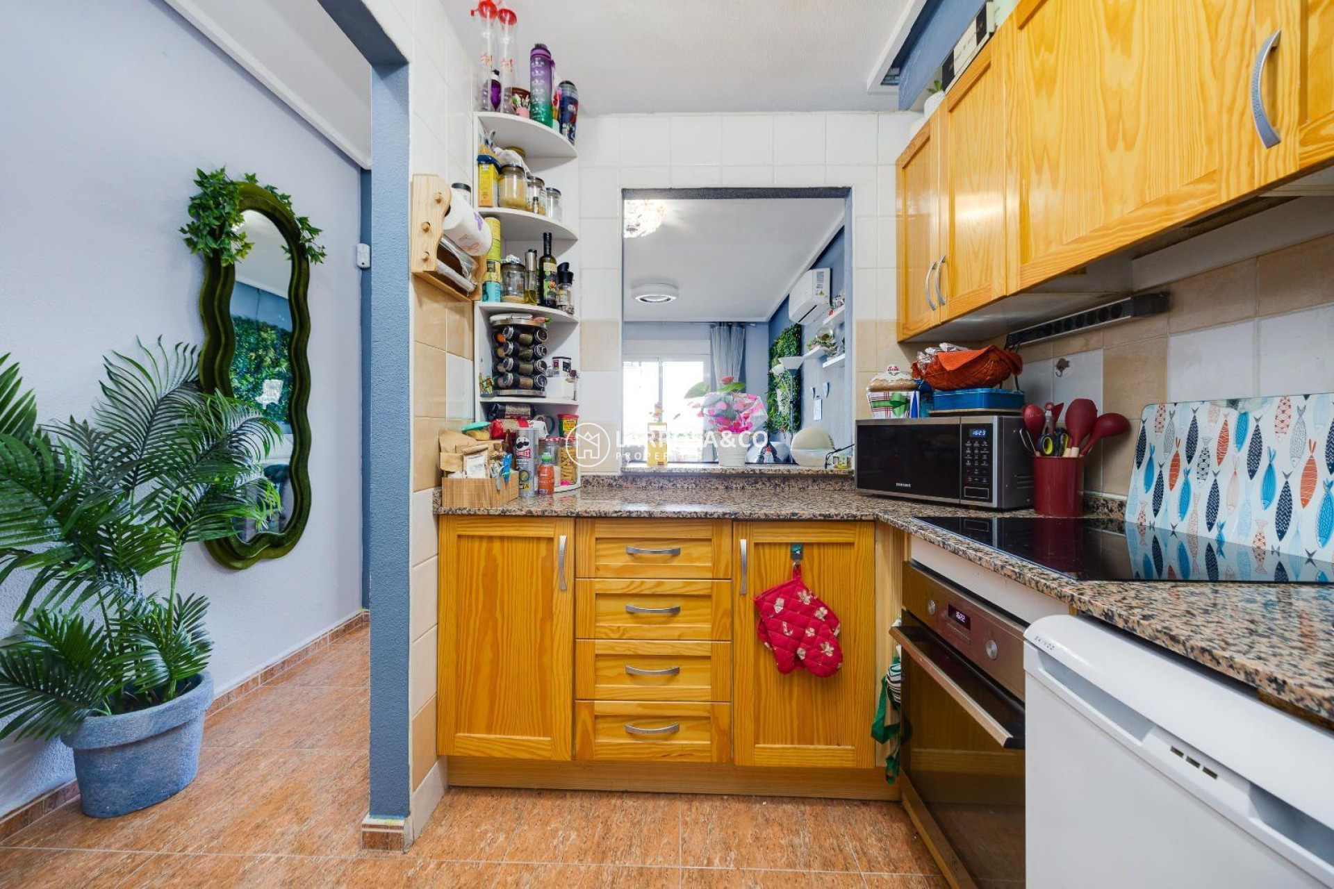 Resale - Apartment - Torrevieja - Centro