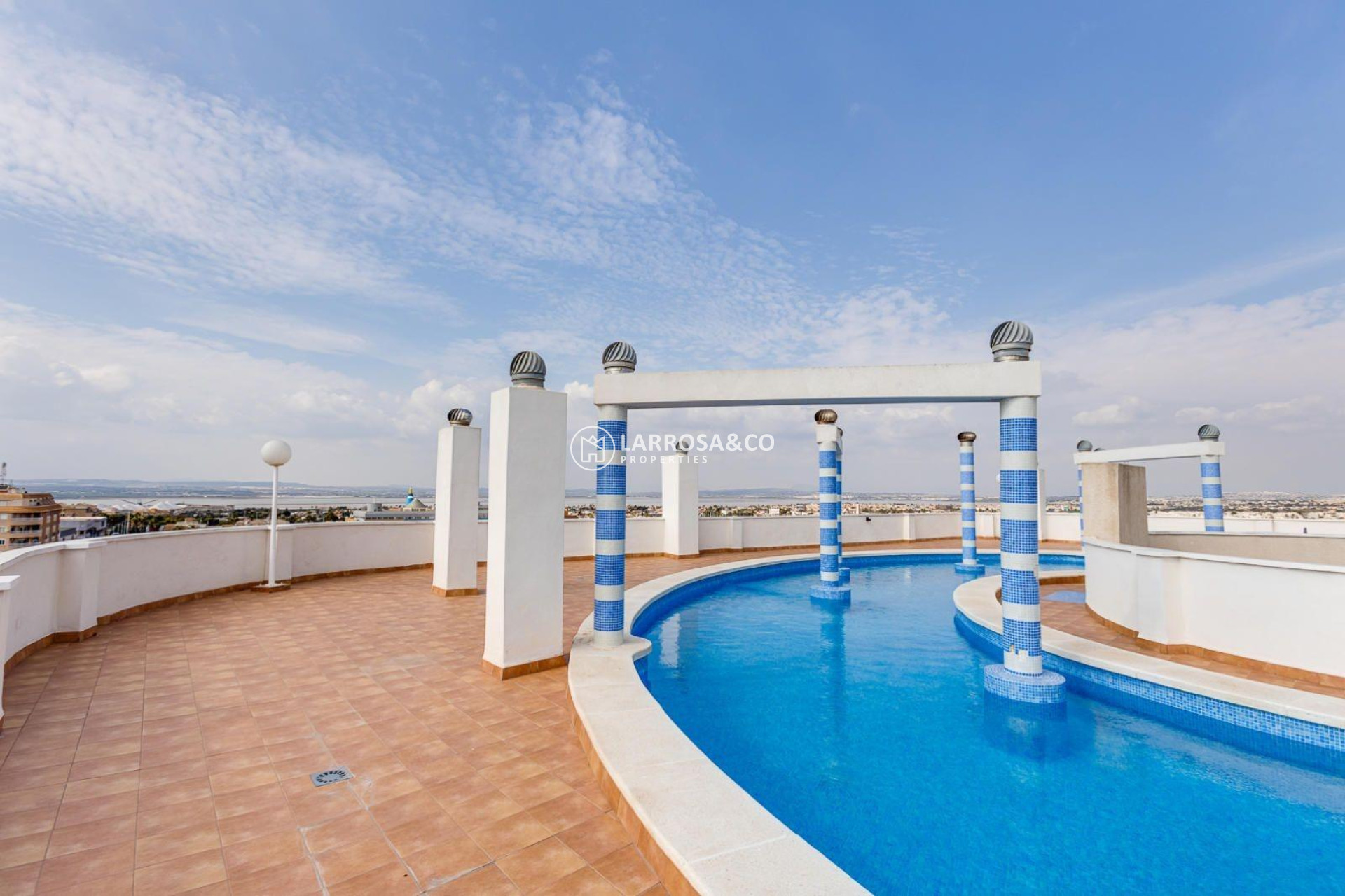 Resale - Apartment - Torrevieja - Centro