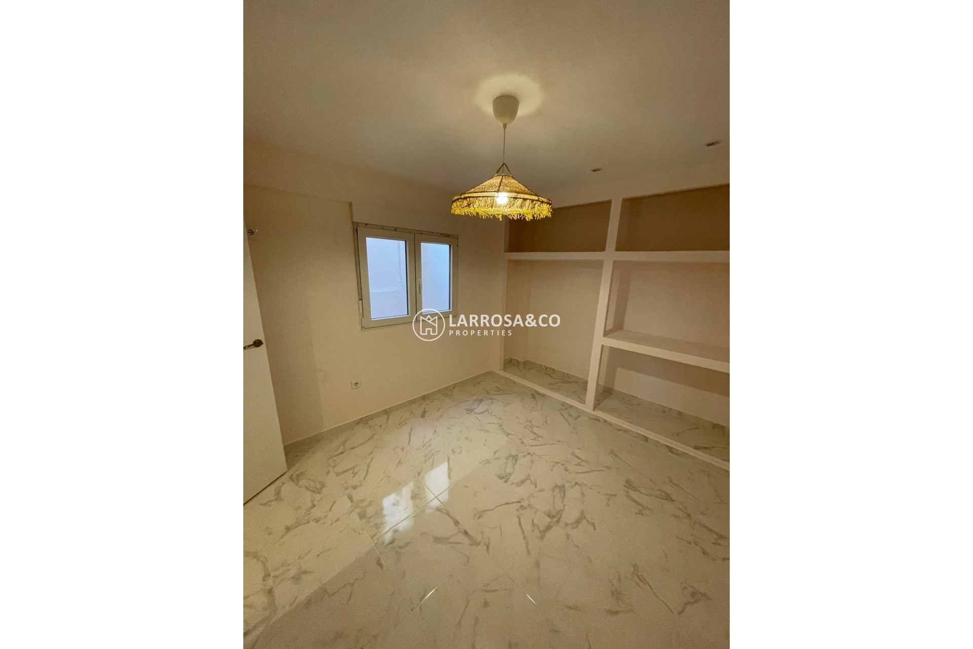 Resale - Apartment - Torrevieja - Costa Blanca