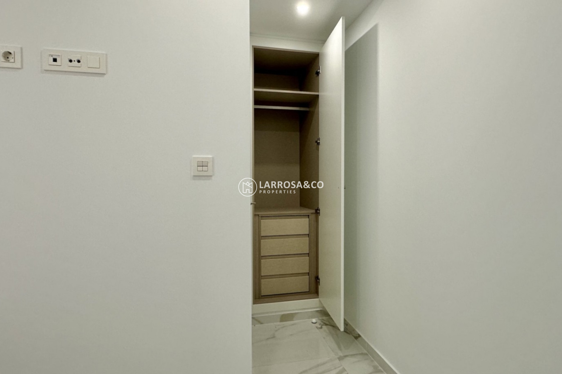 Resale - Apartment - Torrevieja - Costa Blanca