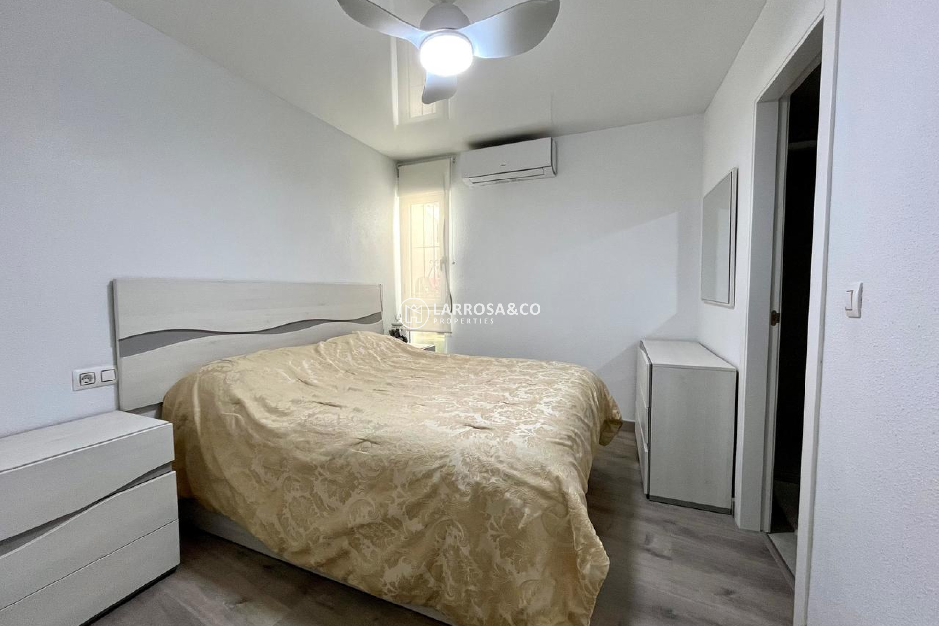 Resale - Apartment - Torrevieja - Costa Blanca