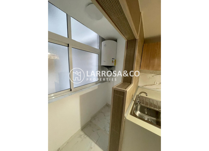 Resale - Apartment - Torrevieja - Costa Blanca