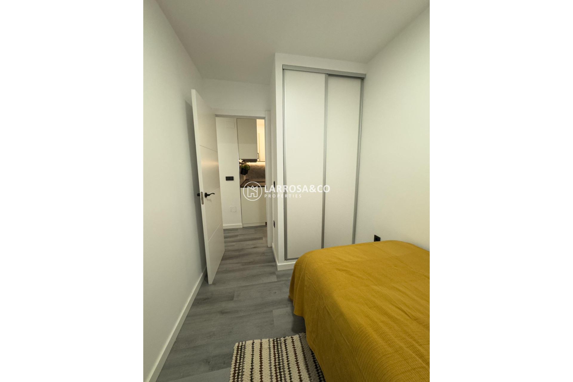 Resale - Apartment - Torrevieja - Curva del Palangre