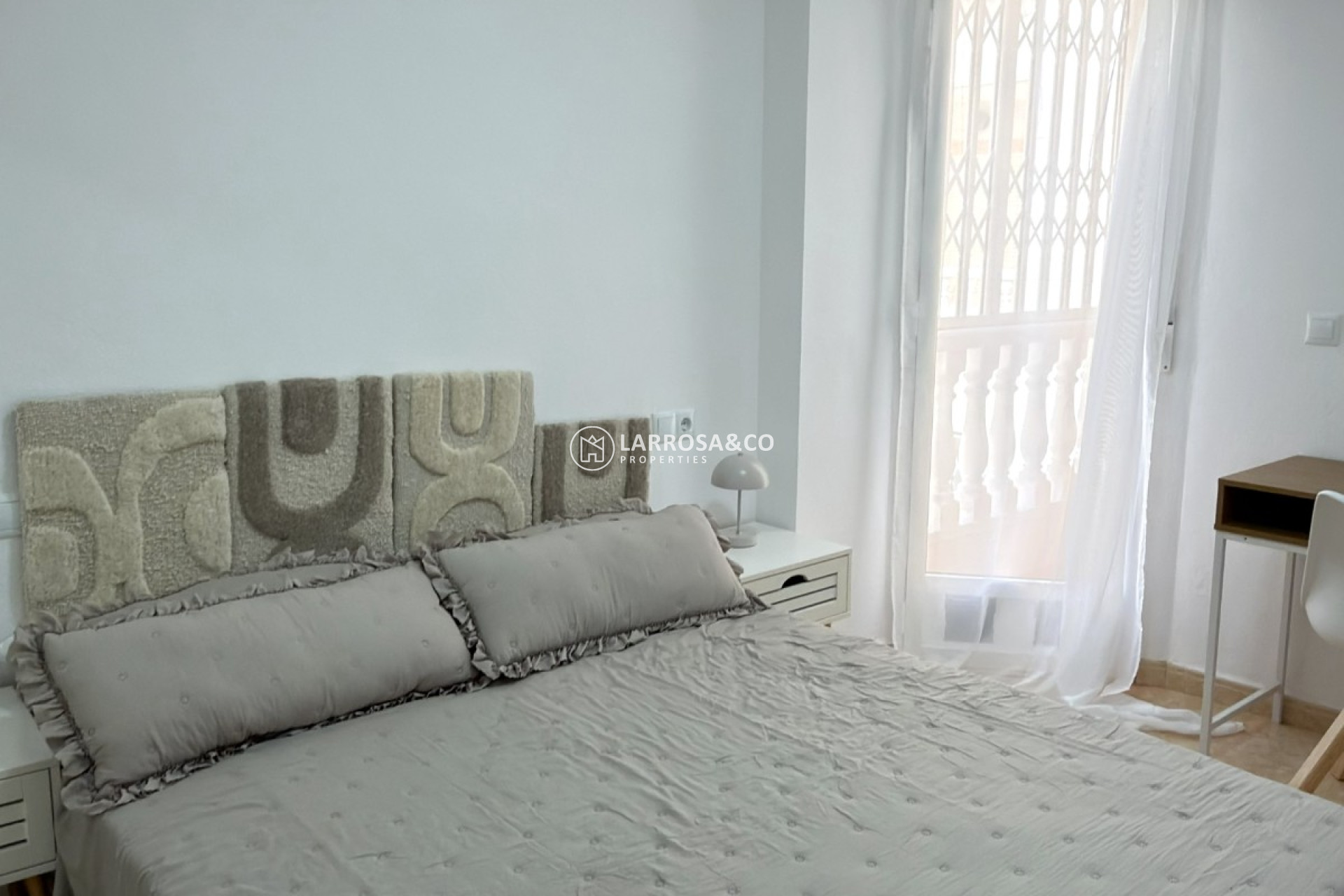 Resale - Apartment - Torrevieja - Curva del Palangre