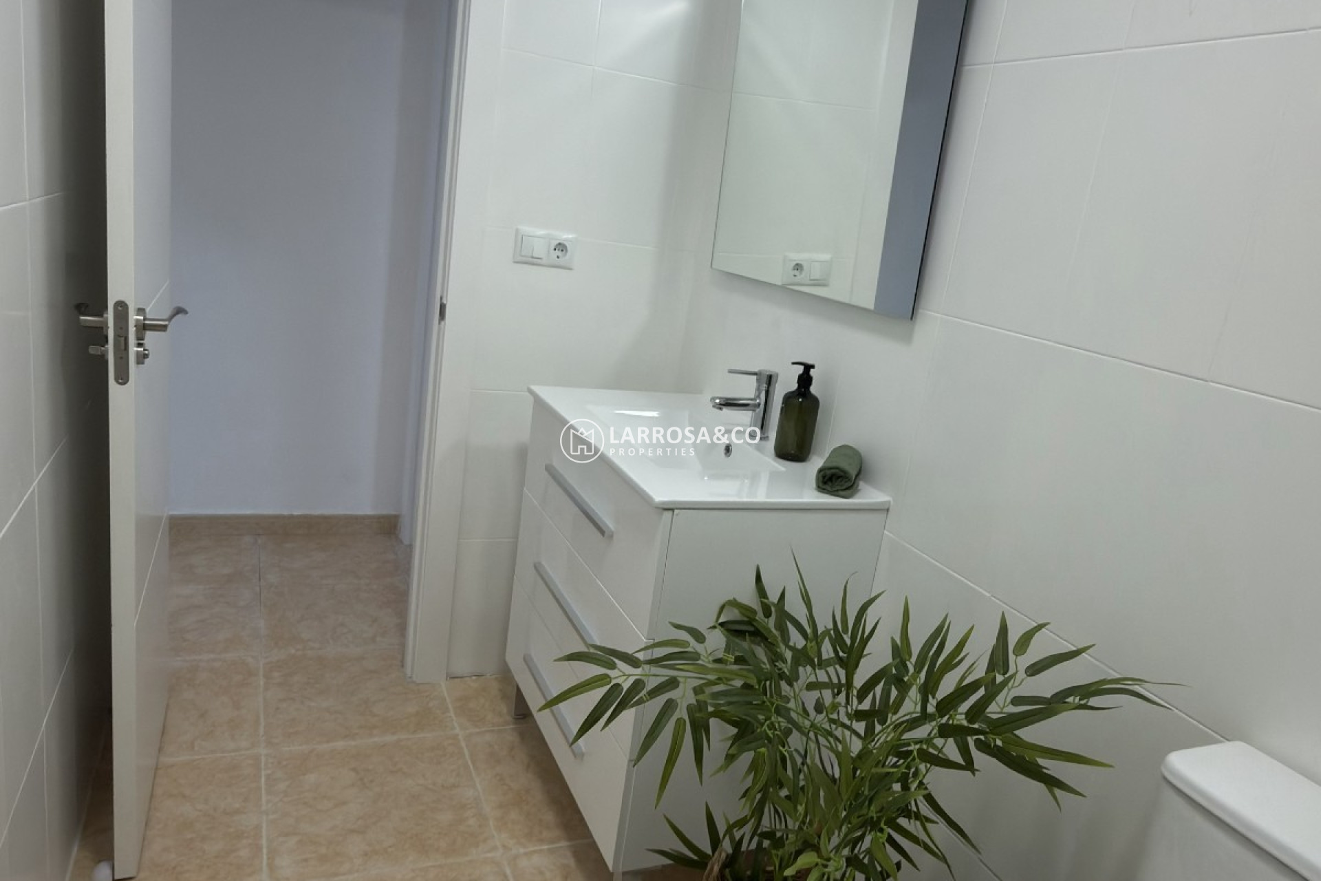 Resale - Apartment - Torrevieja - Curva del Palangre