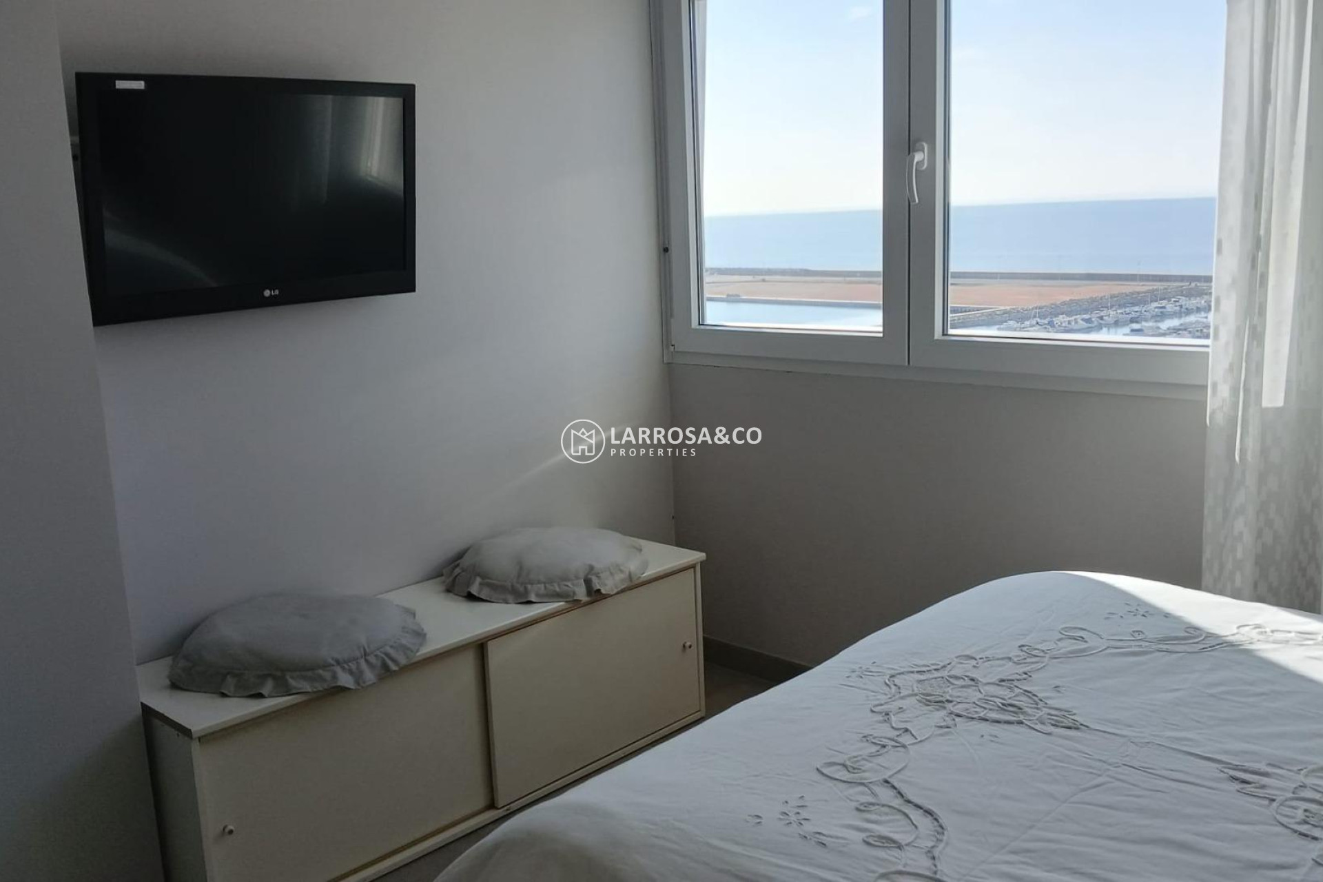 Resale - Apartment - Torrevieja - El Acequión - Los Náufragos