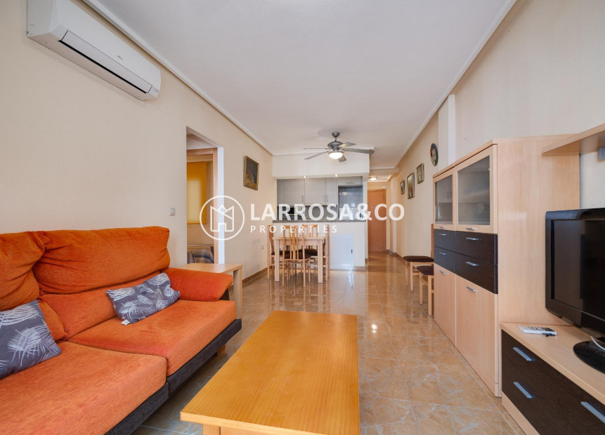 Resale - Apartment - Torrevieja - El molino