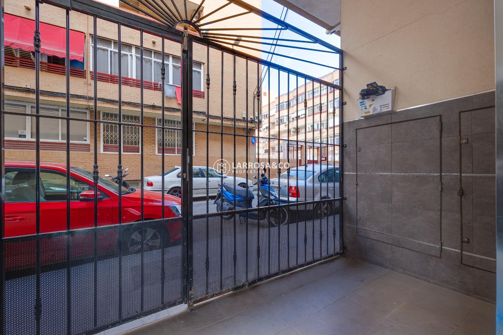 Resale - Apartment - Torrevieja - El molino