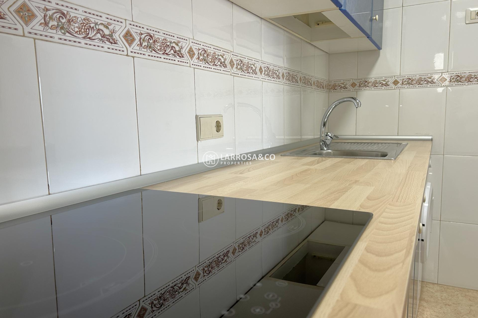 Resale - Apartment - Torrevieja - El molino