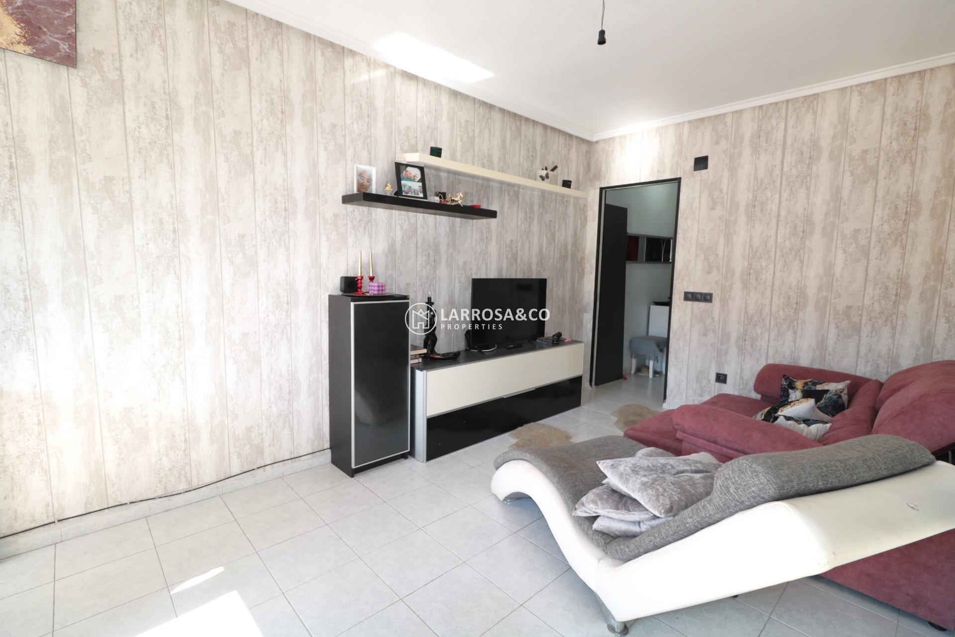 Resale - Apartment - Torrevieja - El molino