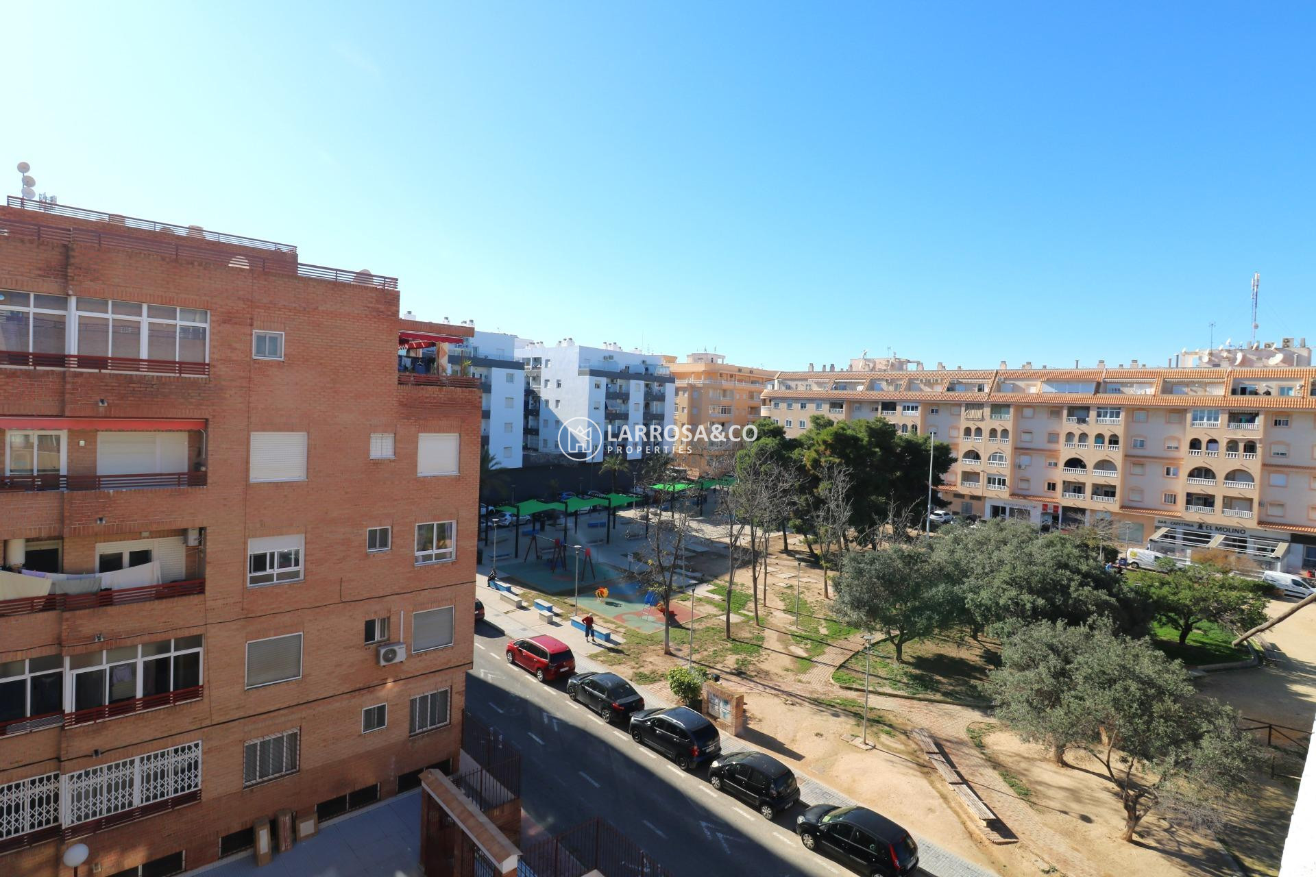 Resale - Apartment - Torrevieja - El molino