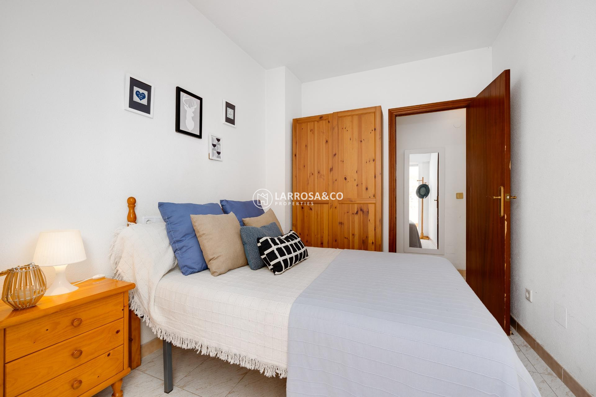 Resale - Apartment - Torrevieja - Estacion de autobuses