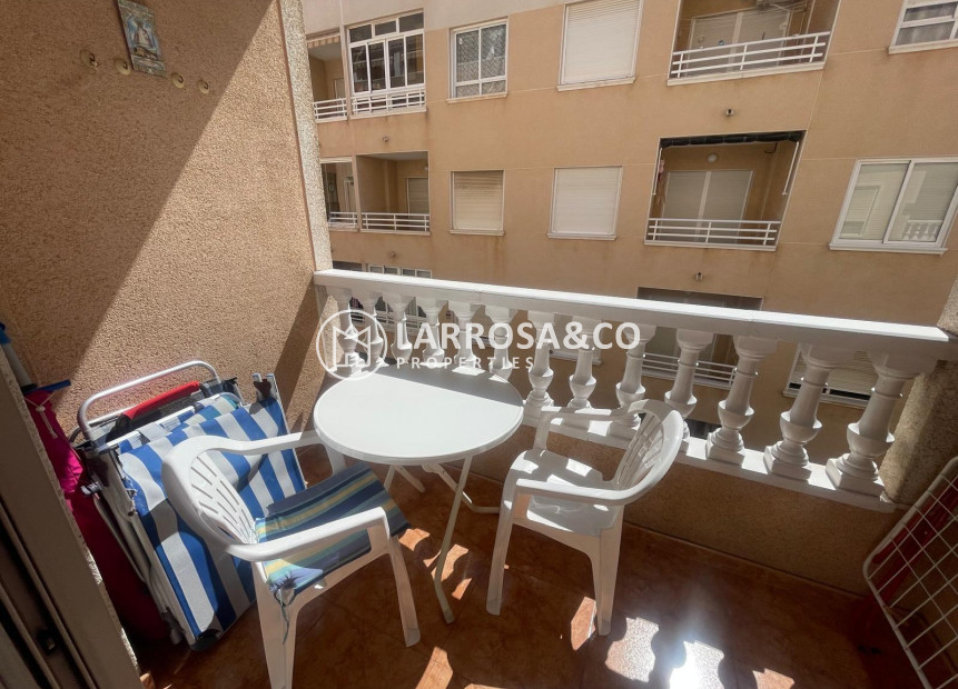 Resale - Apartment - Torrevieja - Estacion de autobuses