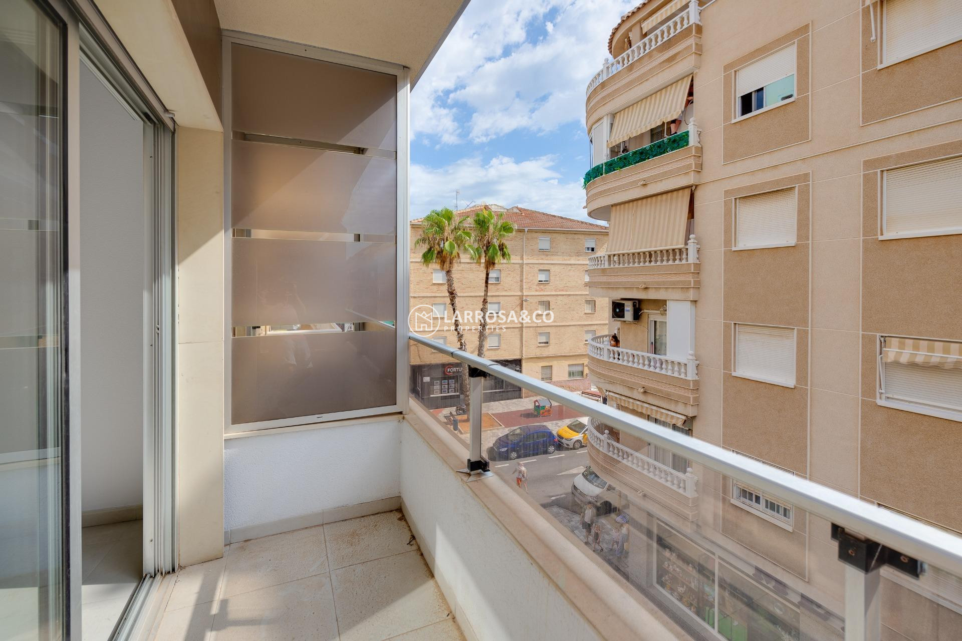 Resale - Apartment - Torrevieja - Estacion de autobuses