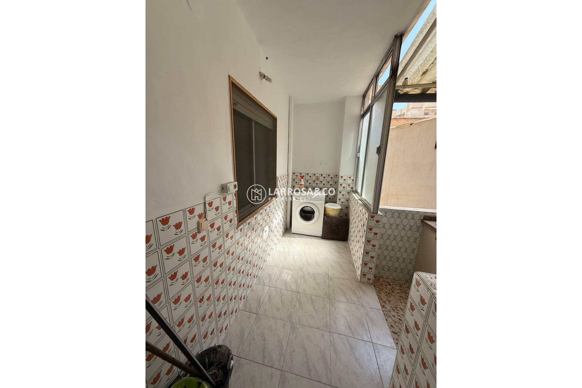 Resale - Apartment - Torrevieja - Estacion de autobuses