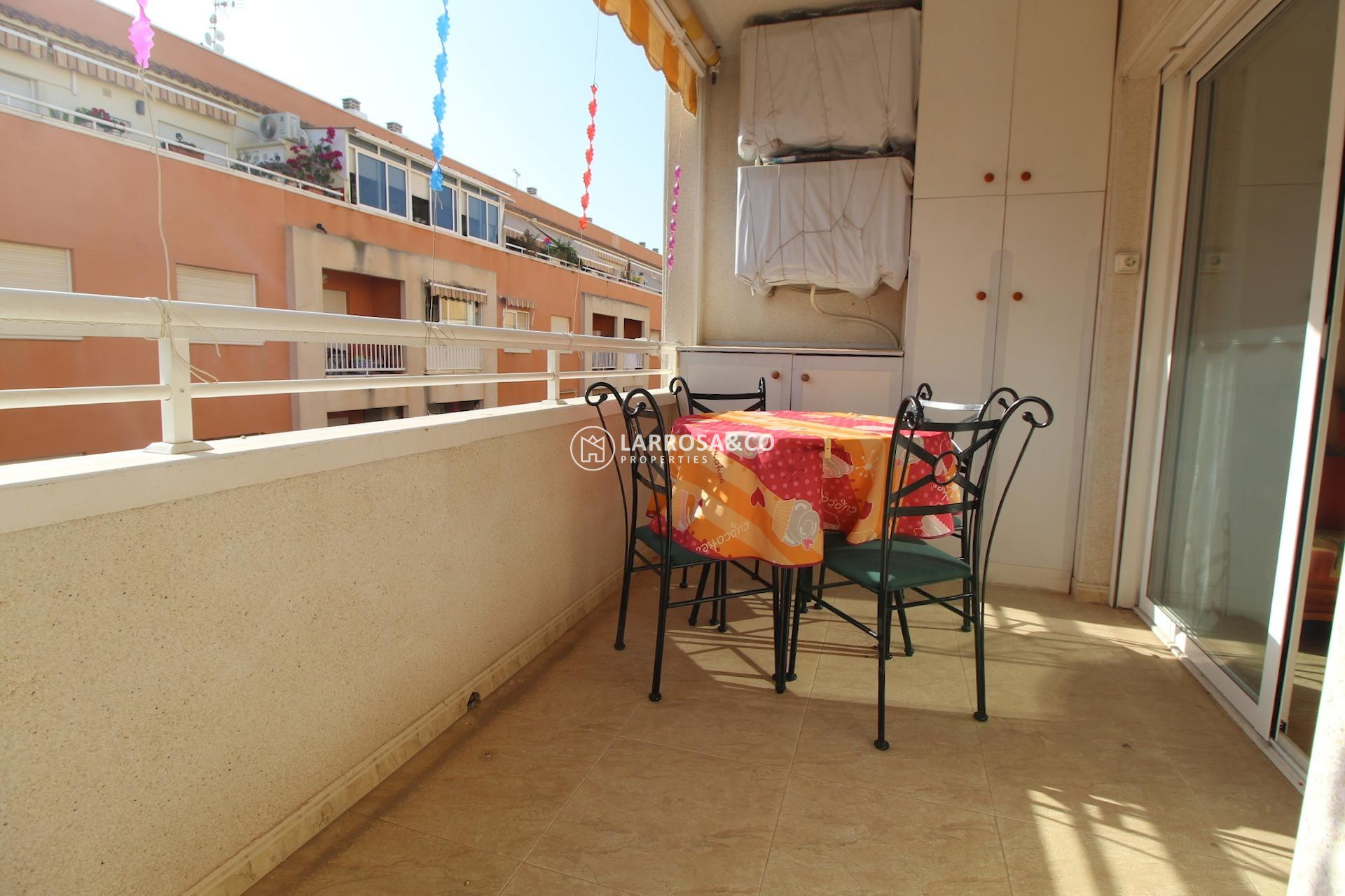 Resale - Apartment - Torrevieja - Estacion de autobuses