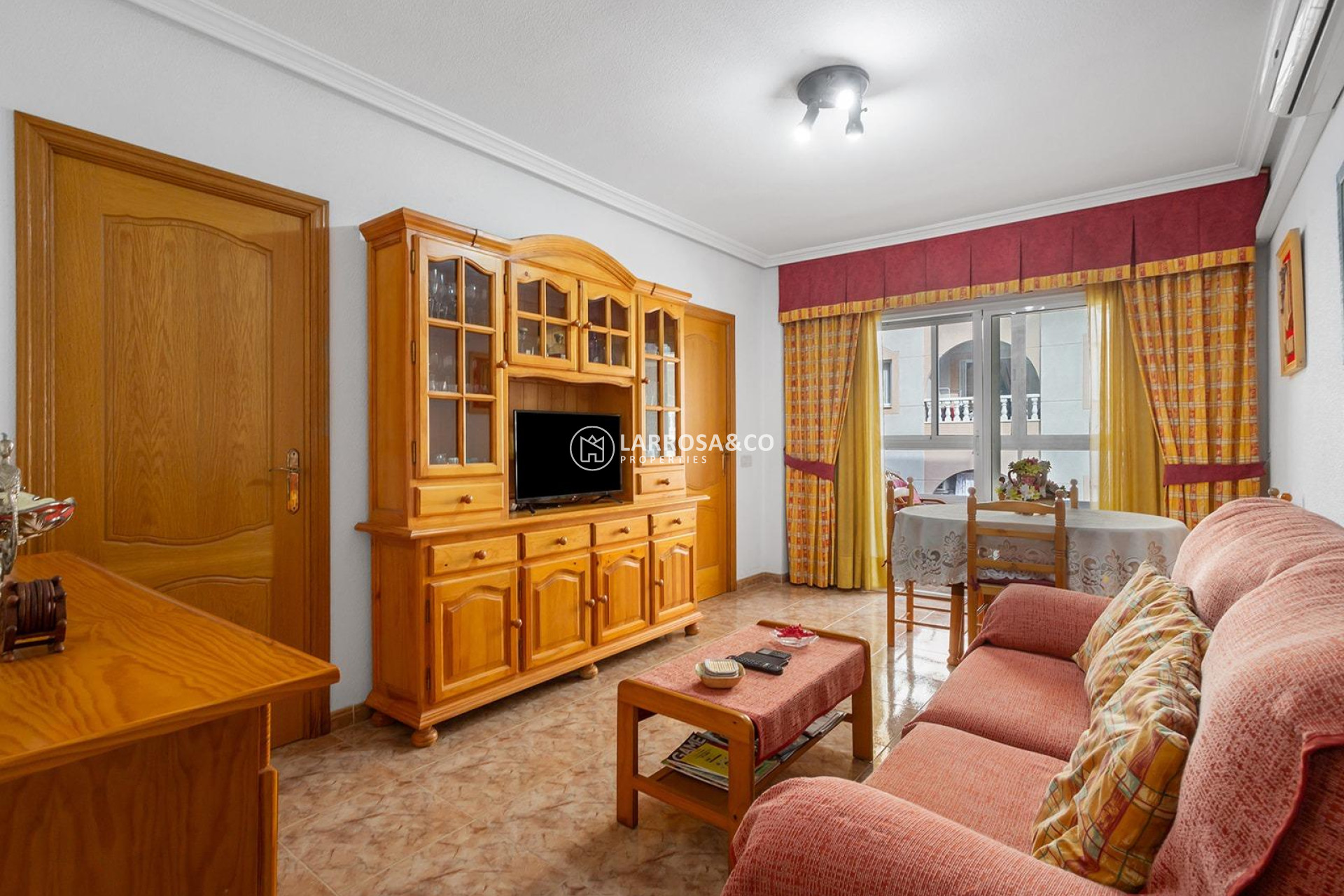 Resale - Apartment - Torrevieja - Estacion de autobuses