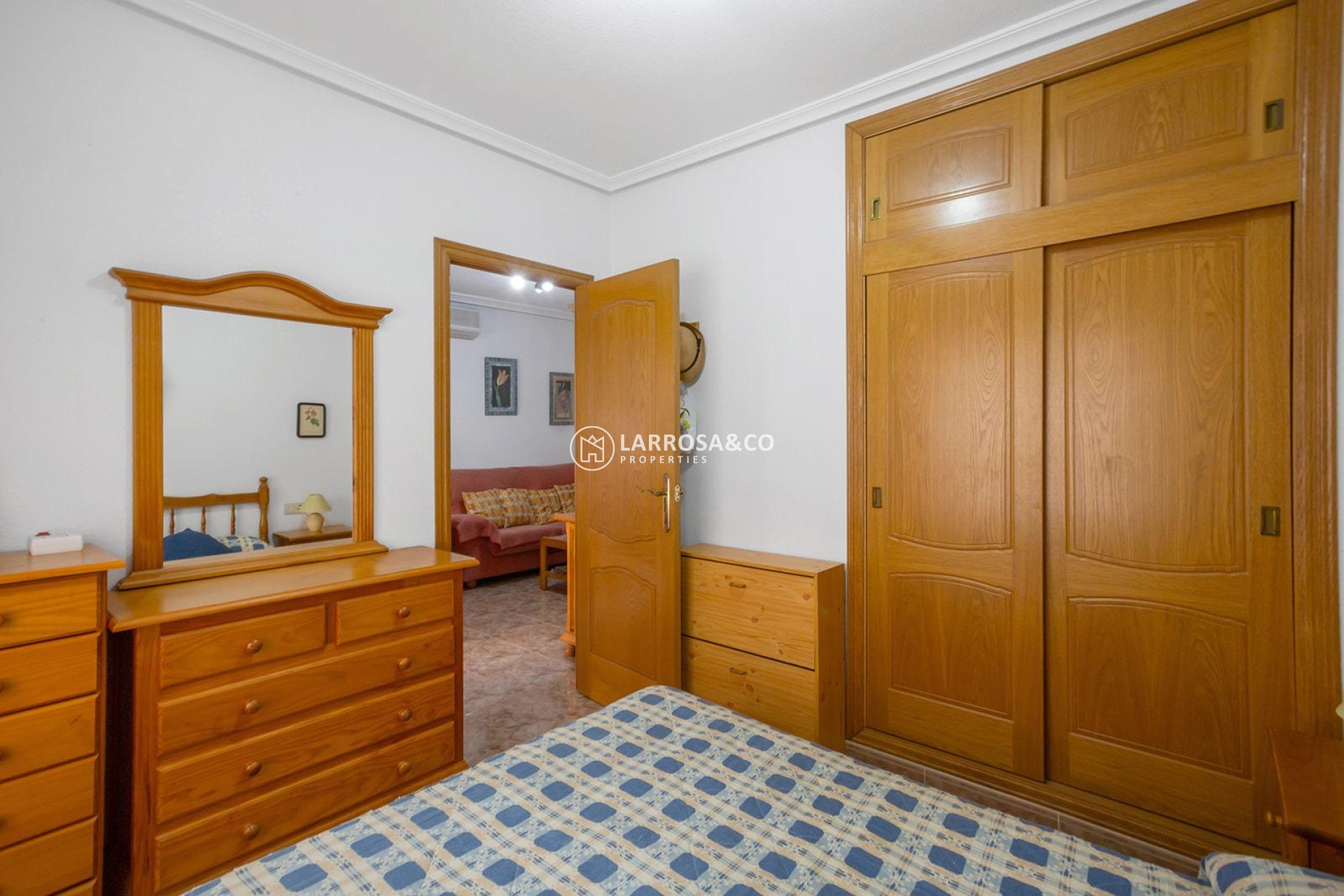 Resale - Apartment - Torrevieja - Estacion de autobuses