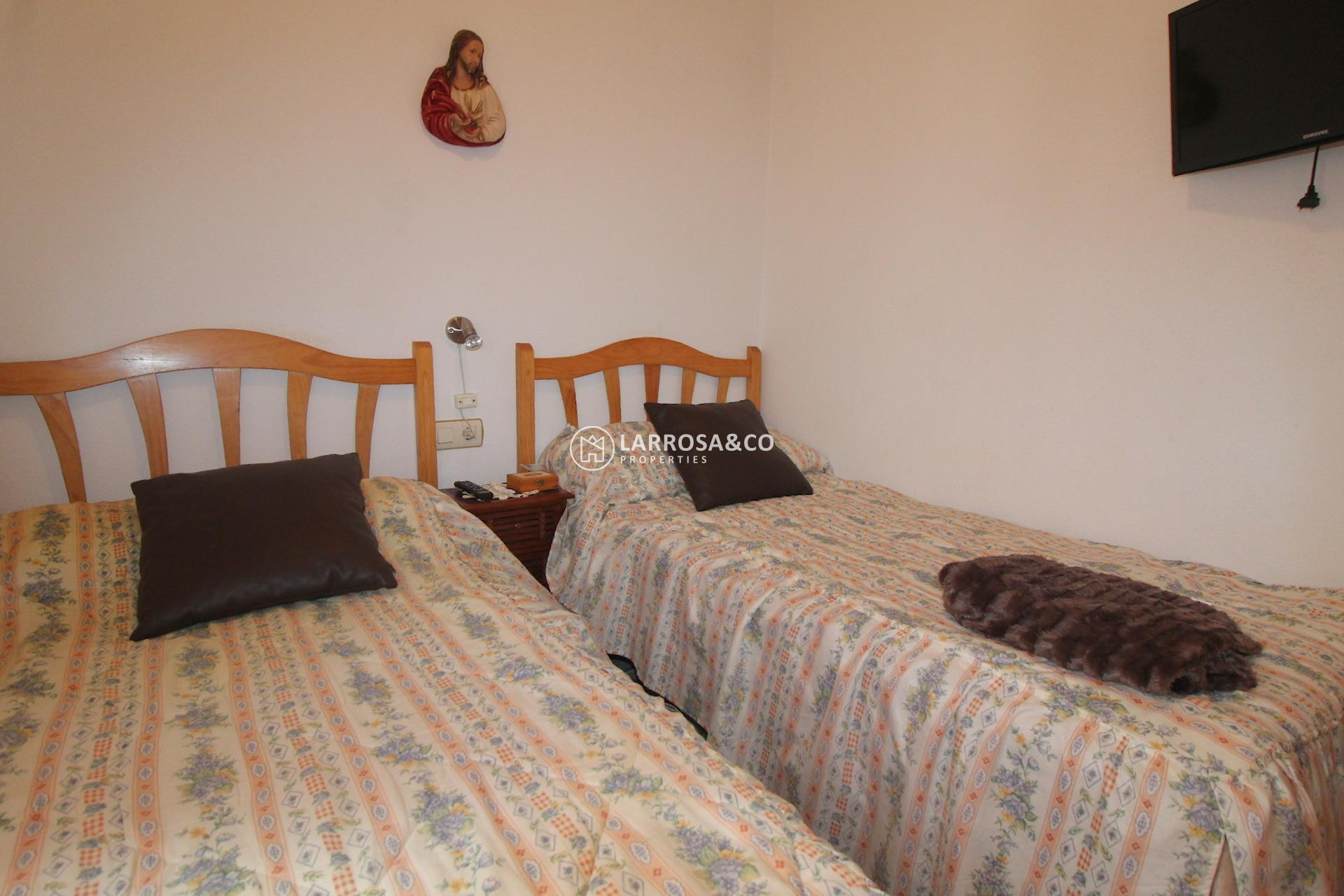 Resale - Apartment - Torrevieja - Estacion de autobuses