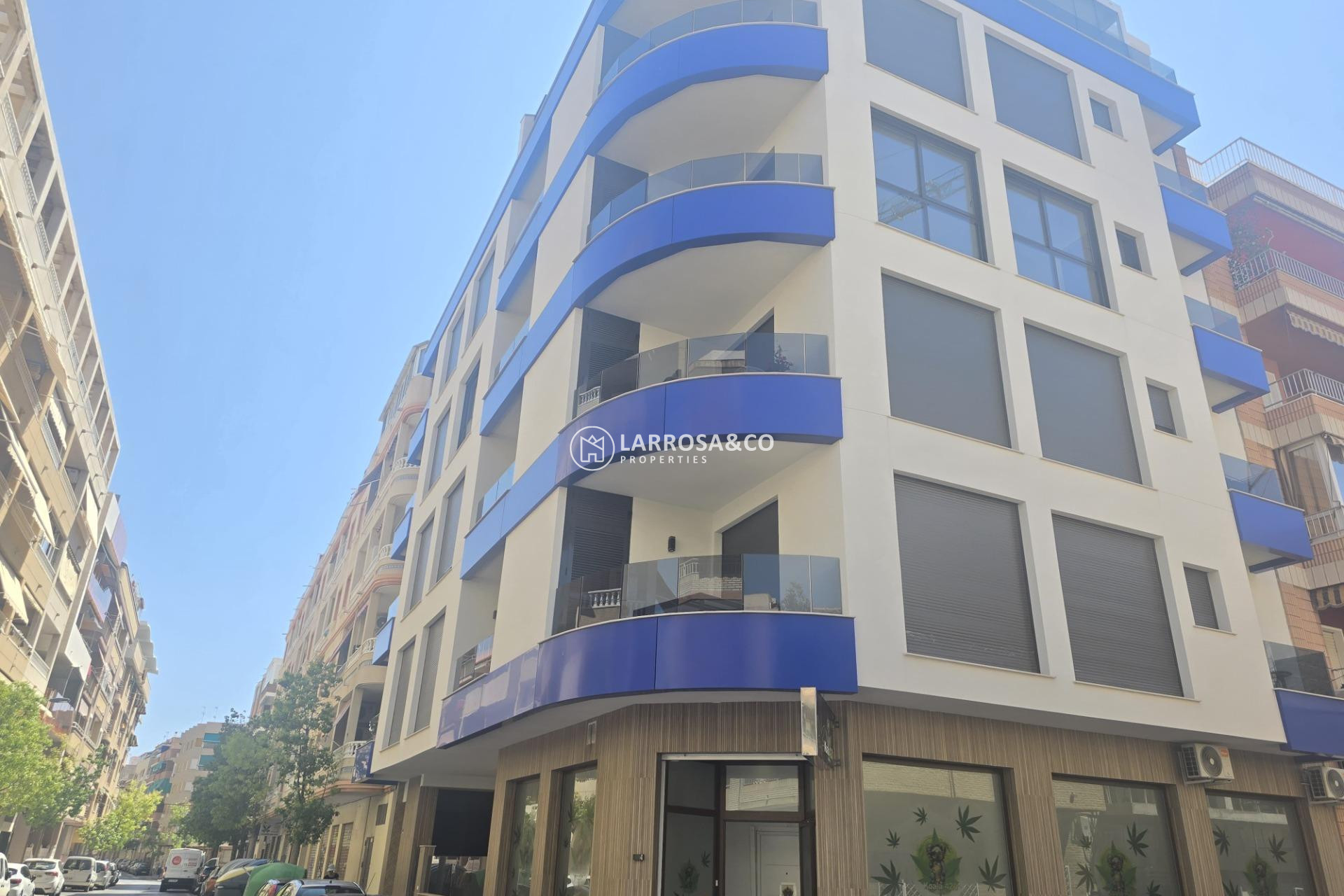 Resale - Apartment - Torrevieja - Estacion de autobuses