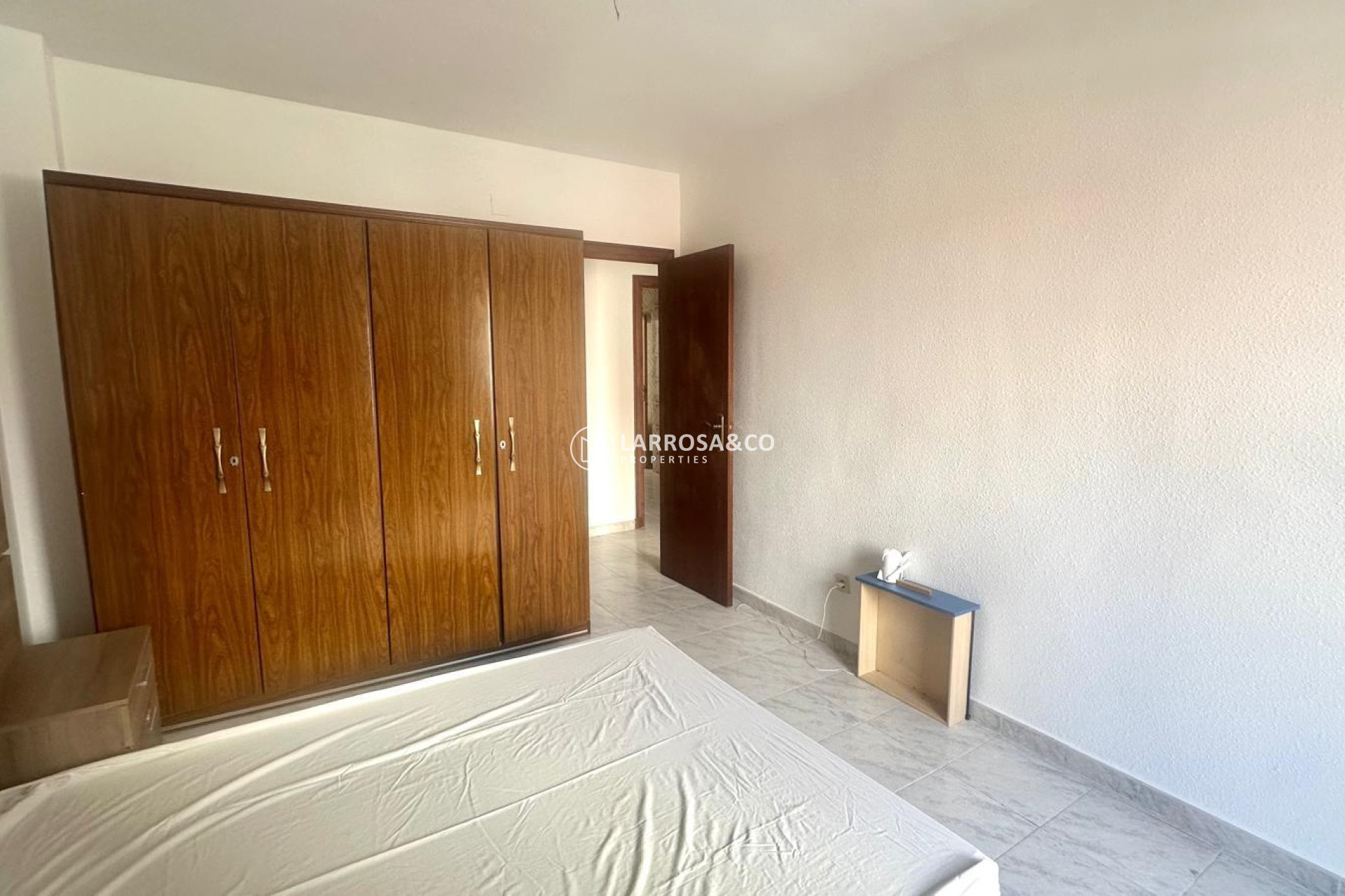 Resale - Apartment - Torrevieja - Estacion de autobuses