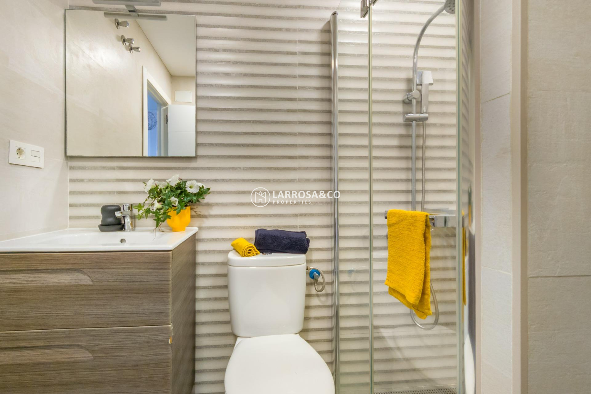 Resale - Apartment - Torrevieja - Estacion de autobuses