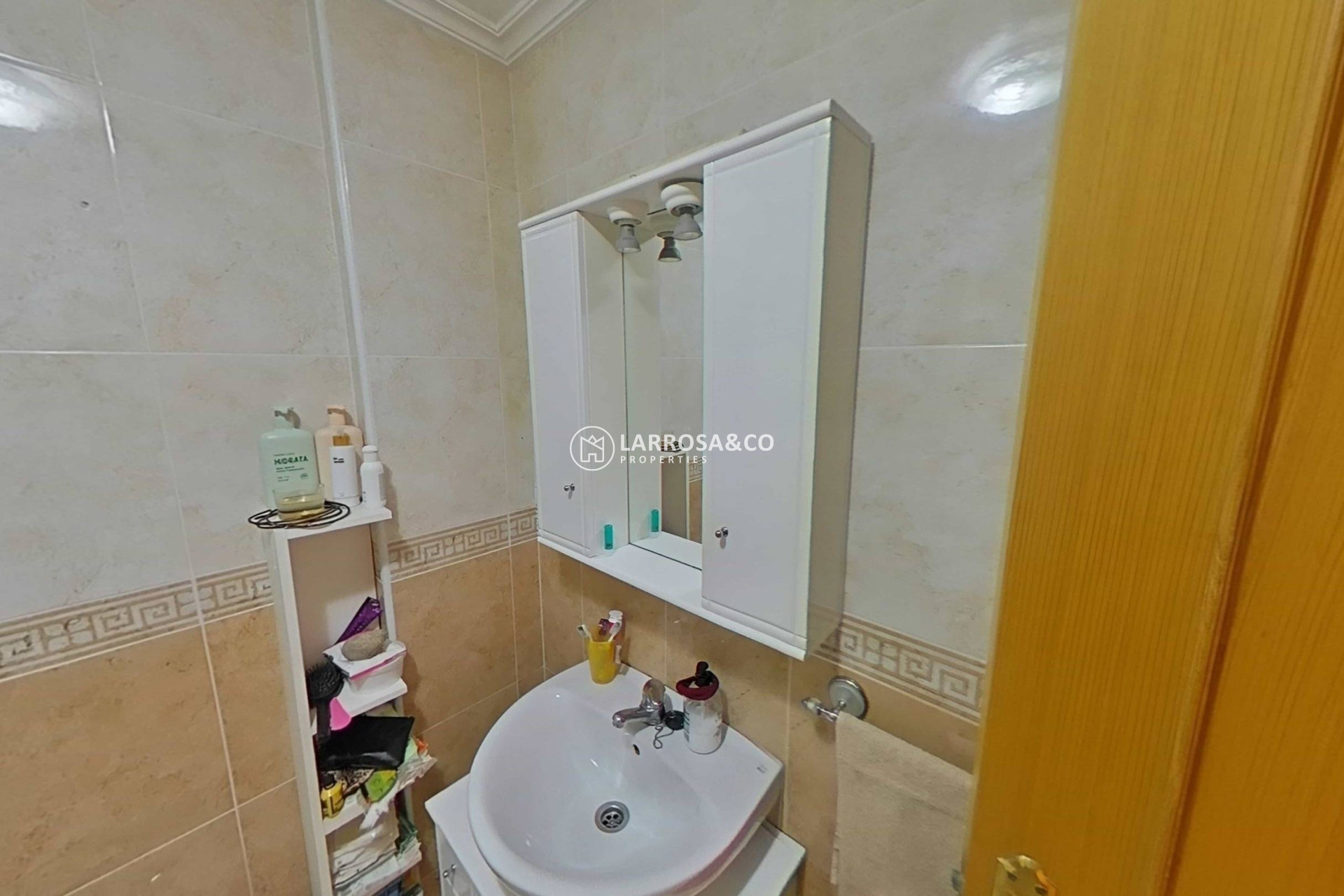 Resale - Apartment - Torrevieja - Estacion de autobuses