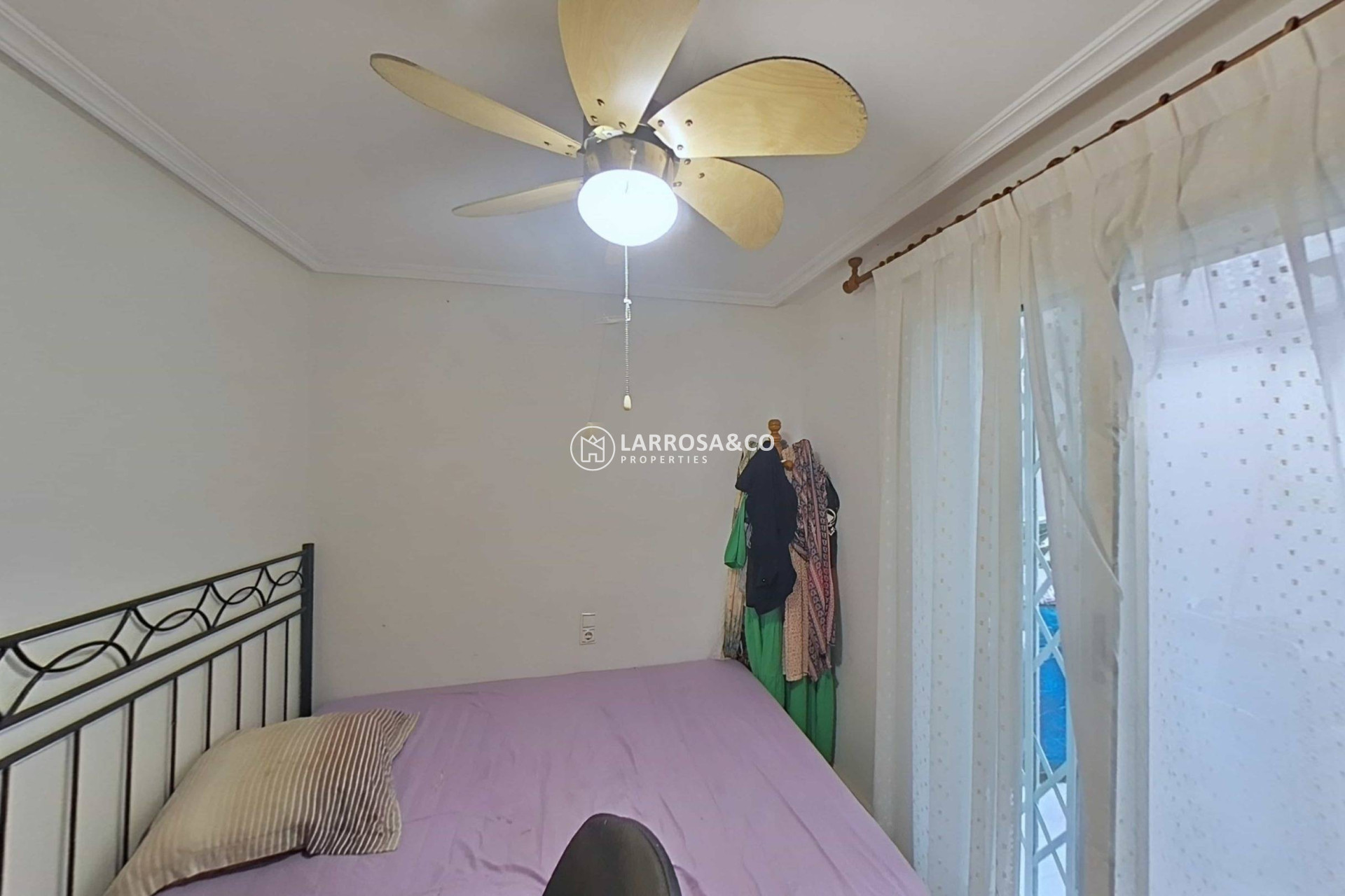 Resale - Apartment - Torrevieja - Estacion de autobuses