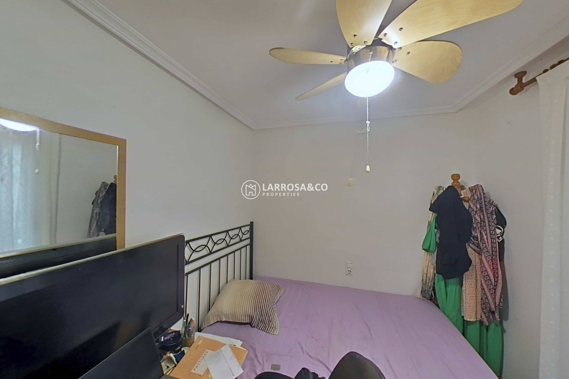 Resale - Apartment - Torrevieja - Estacion de autobuses