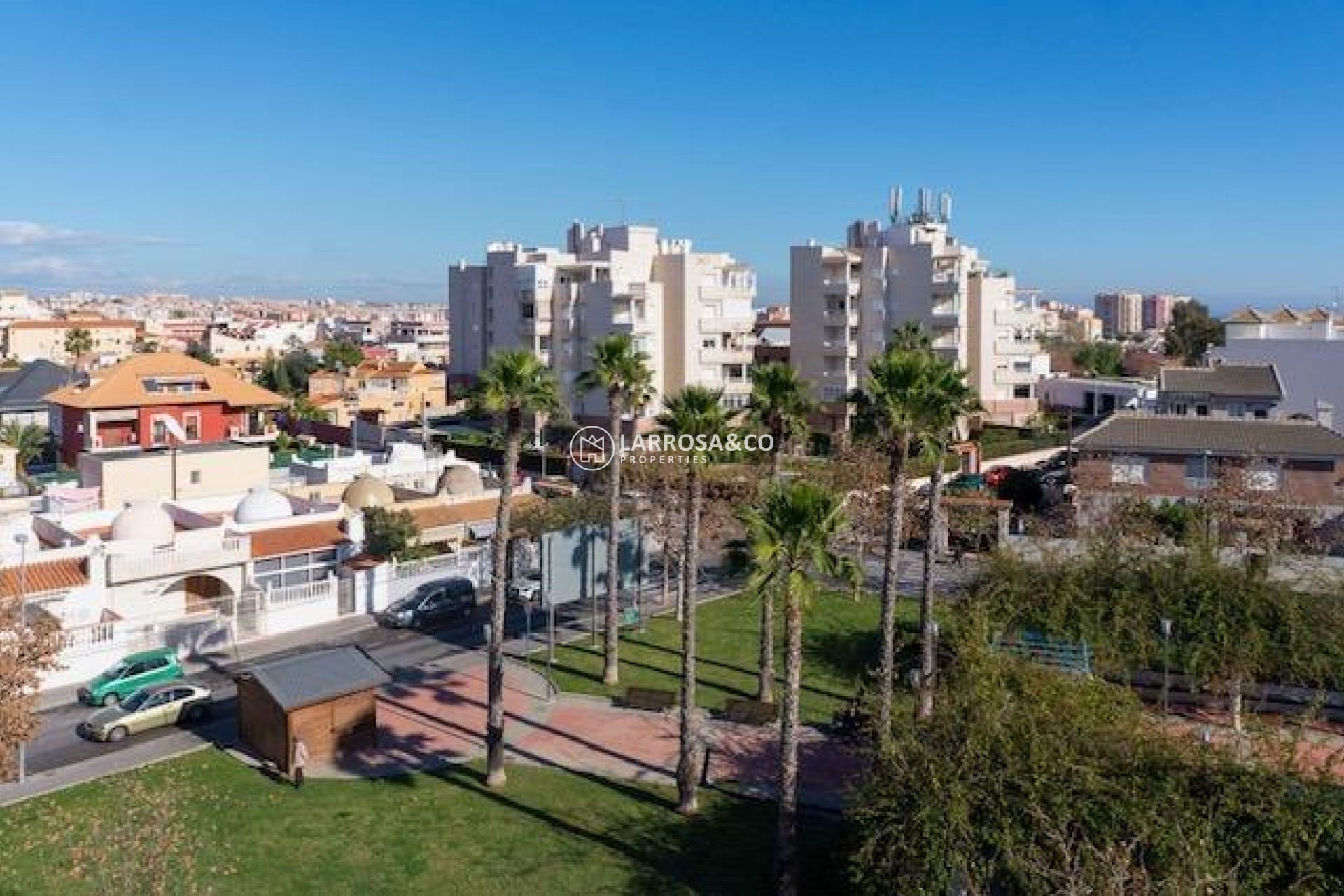 Resale - Apartment - Torrevieja - Estacion de autobuses