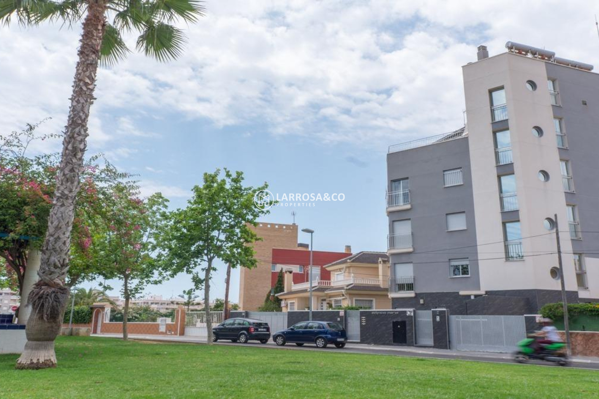 Resale - Apartment - Torrevieja - Estacion de autobuses