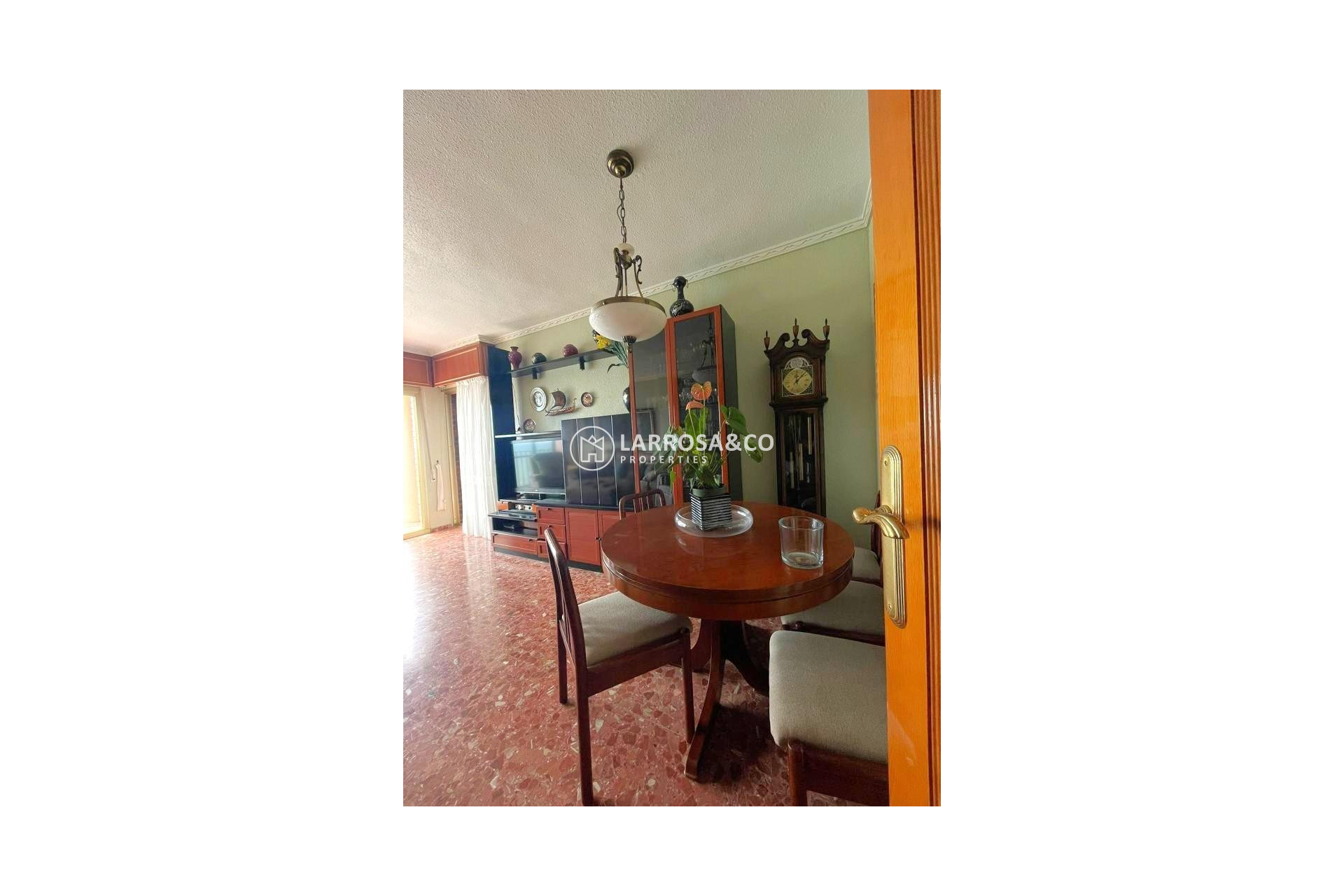 Resale - Apartment - Torrevieja - Estacion de autobuses