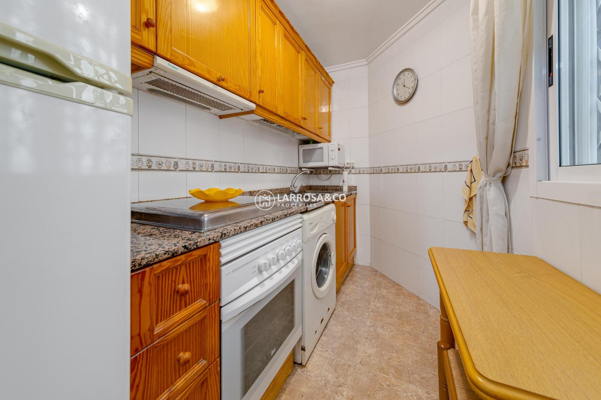 Resale - Apartment - Torrevieja - Habaneras