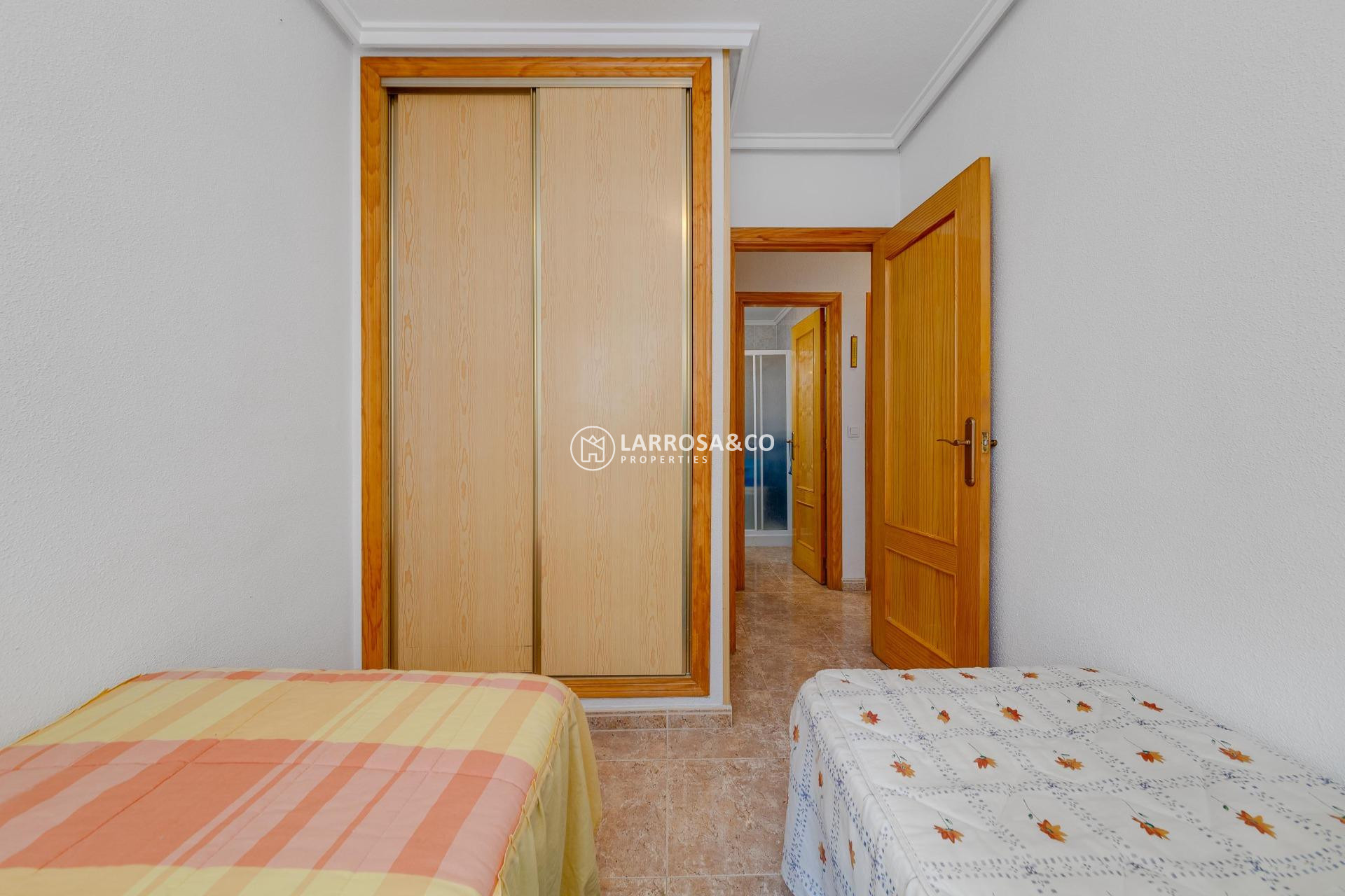 Resale - Apartment - Torrevieja - Habaneras