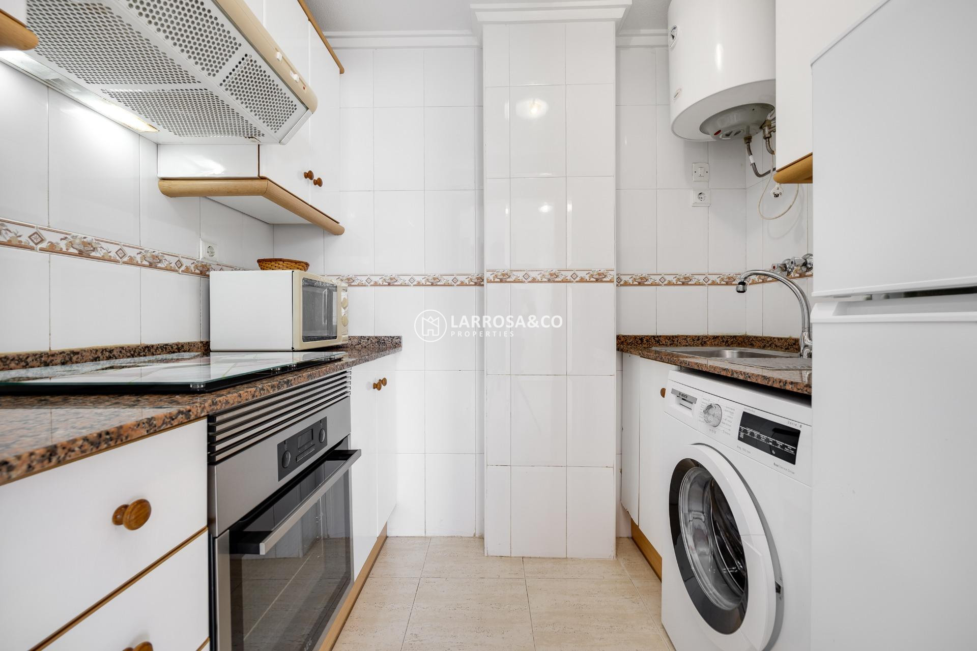 Resale - Apartment - Torrevieja - Habaneras