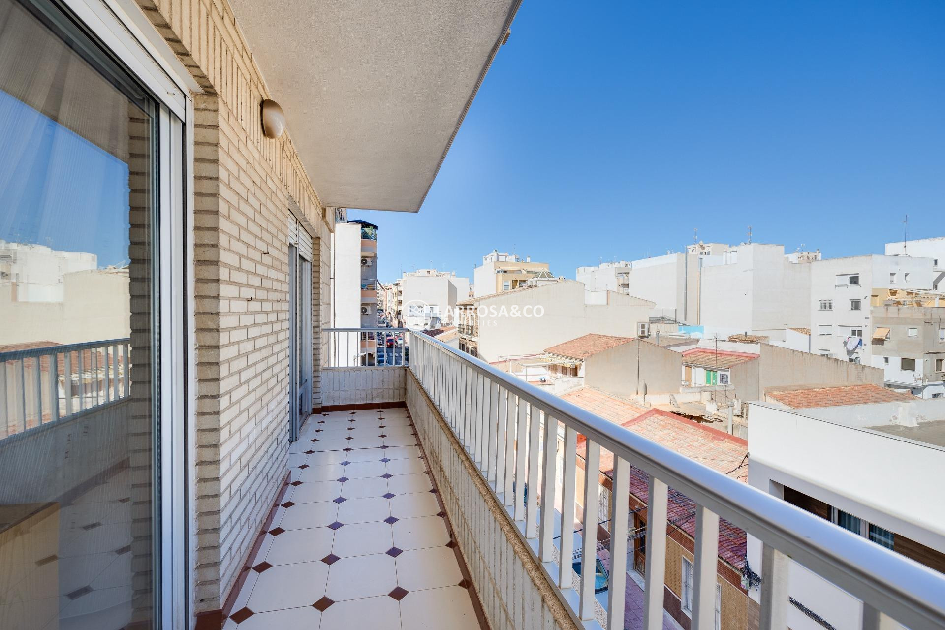 Resale - Apartment - Torrevieja - Habaneras