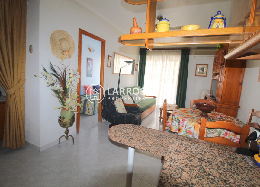 Resale - Apartment - Torrevieja - Habaneras